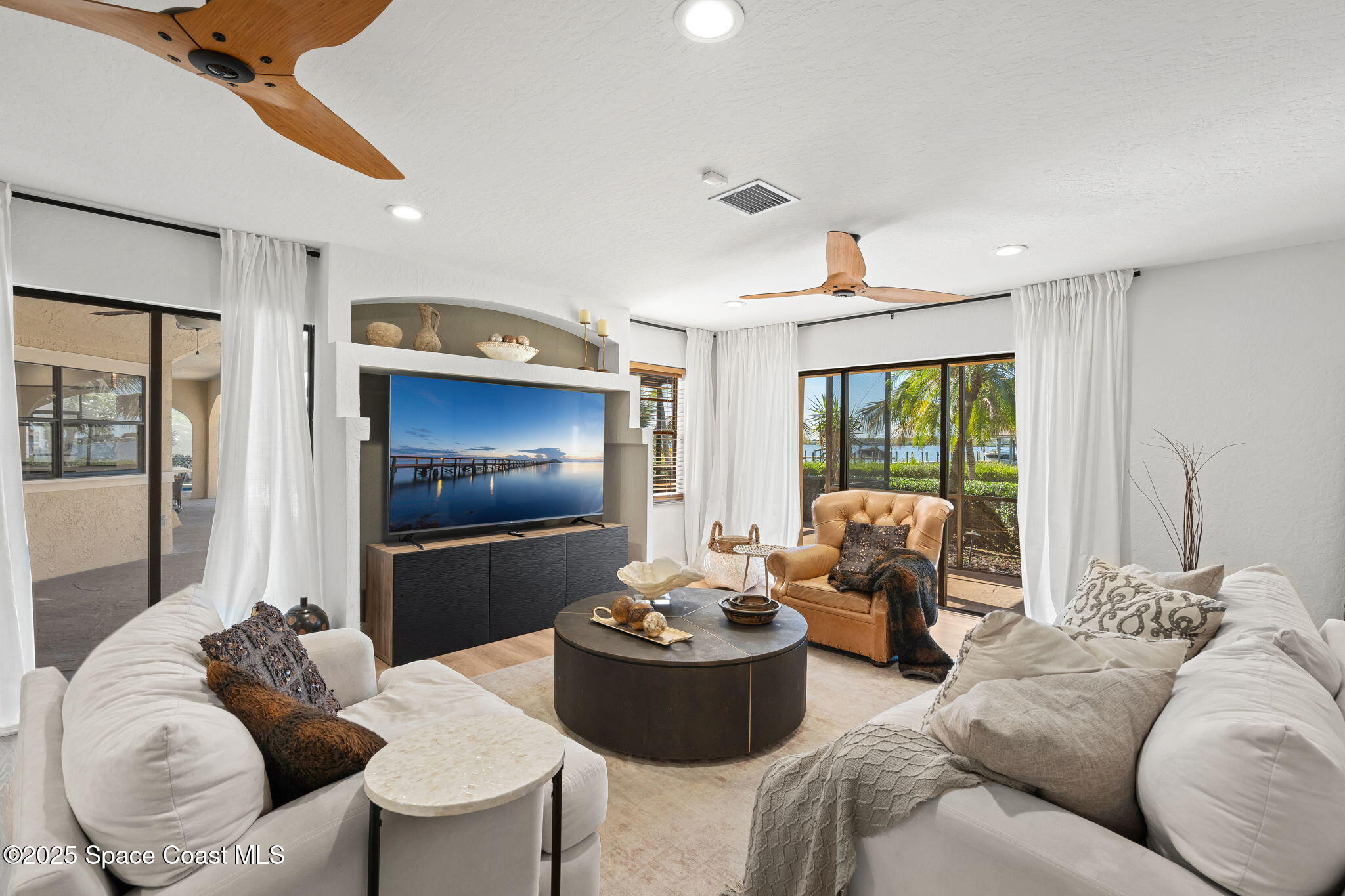 762 Loggerhead Island Drive