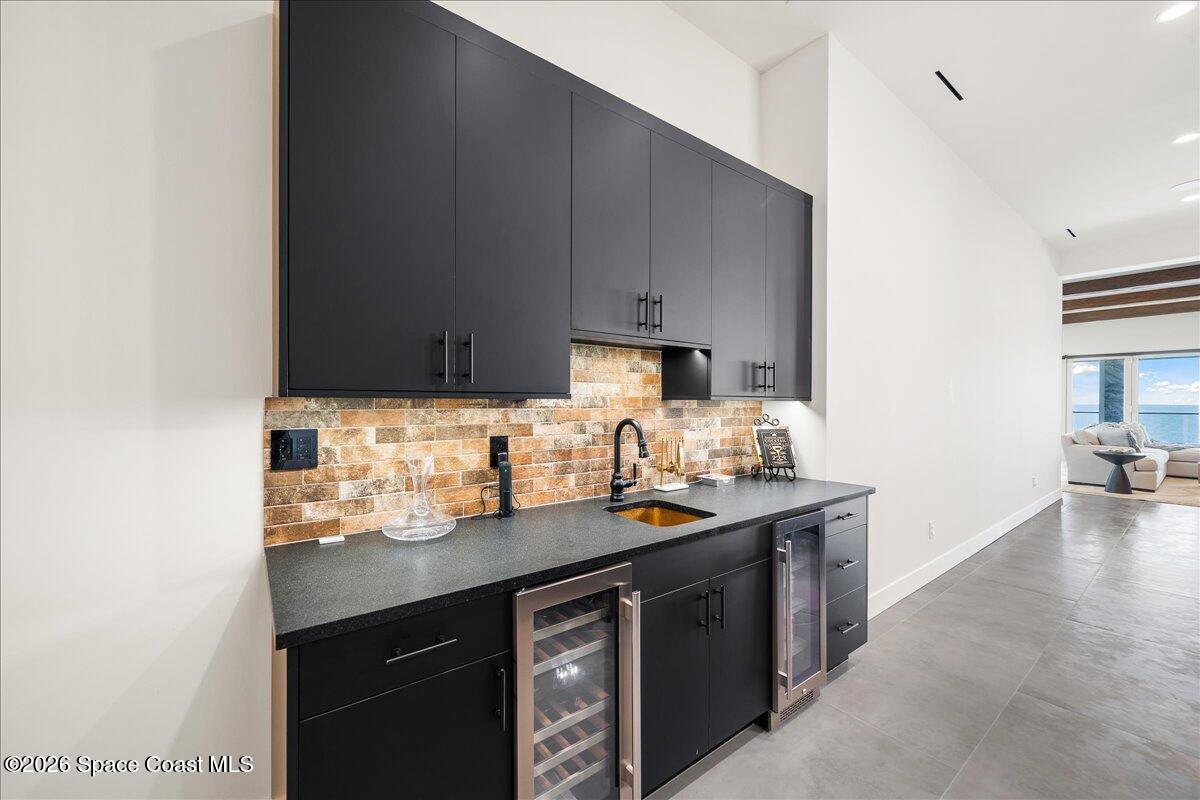 2765 N Highway A1a 504