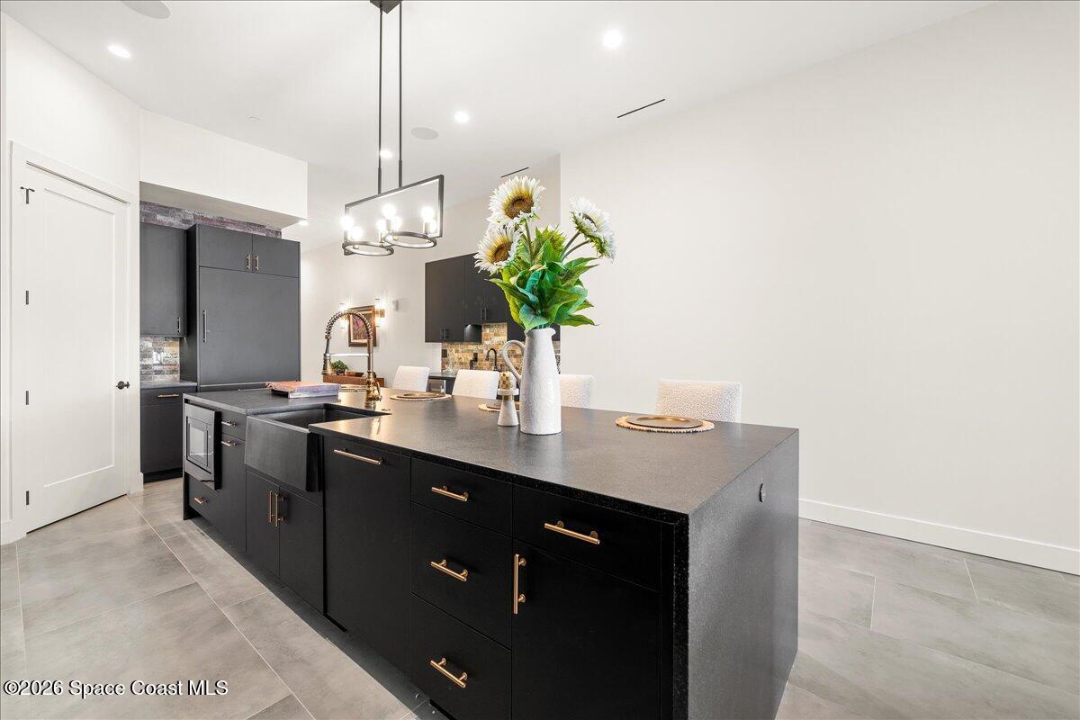 2765 N Highway A1a 504