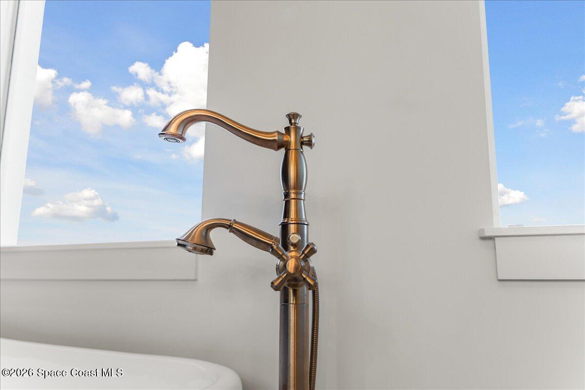 2765 N Highway A1a 504