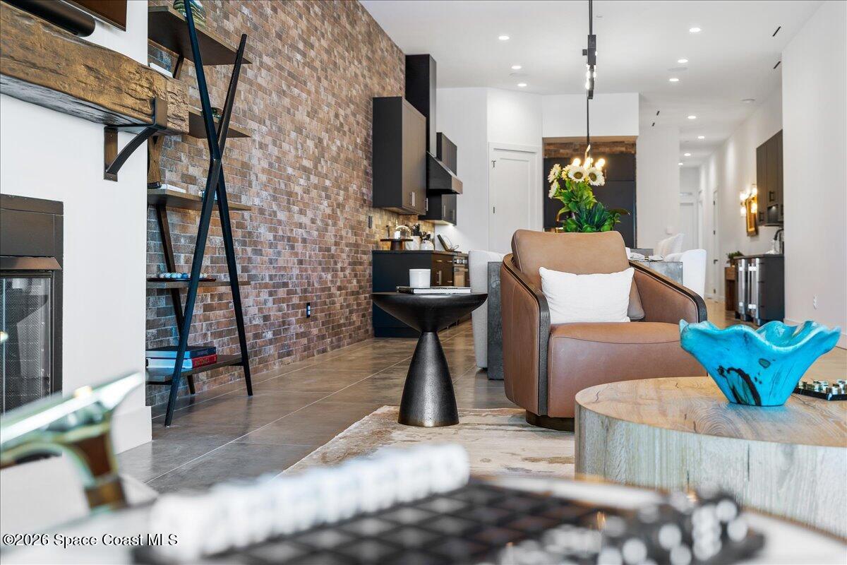 2765 N Highway A1a 504