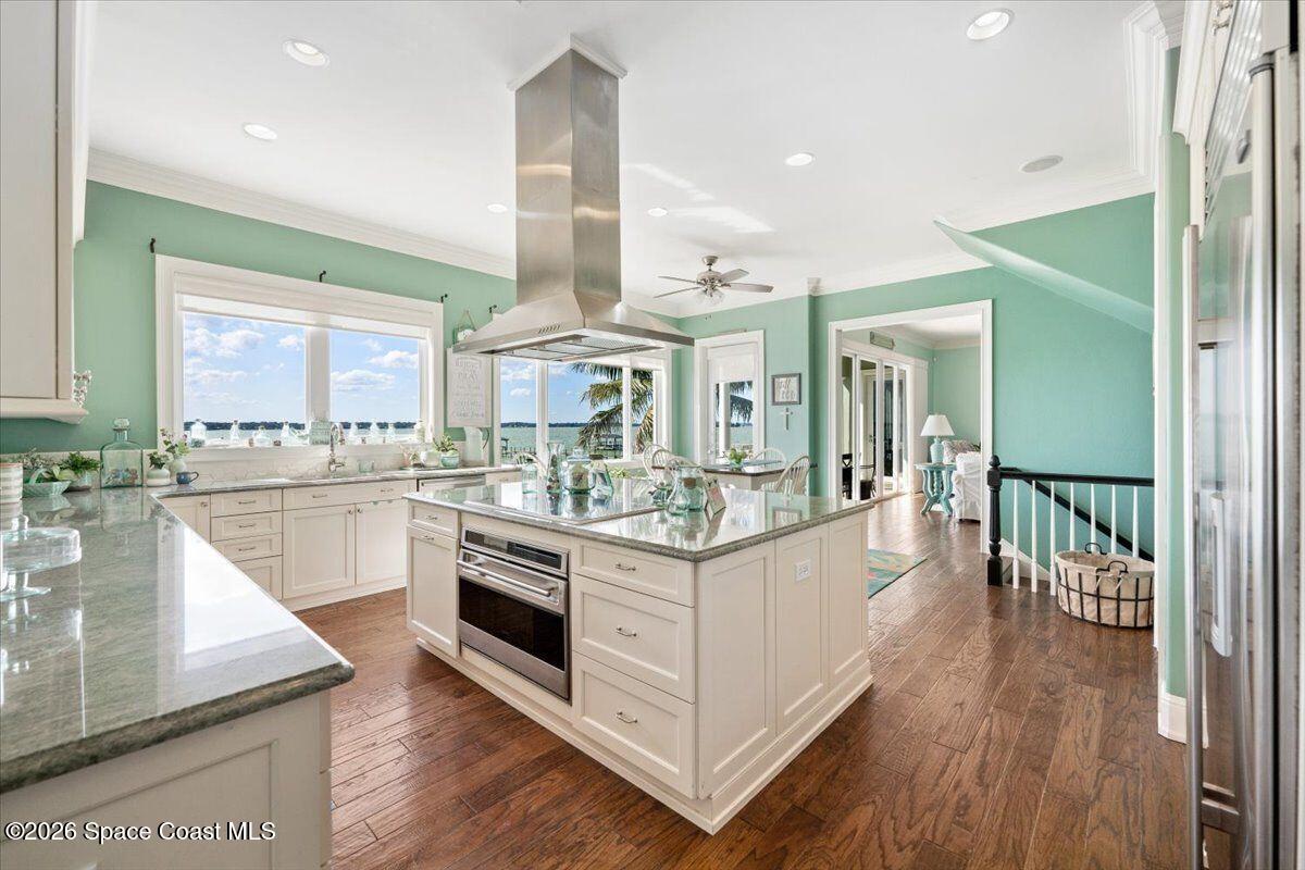 2555 S Tropical Trail