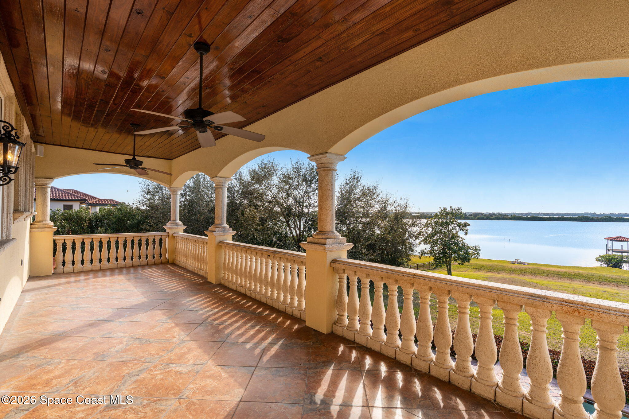 4760 Honeyridge Lane