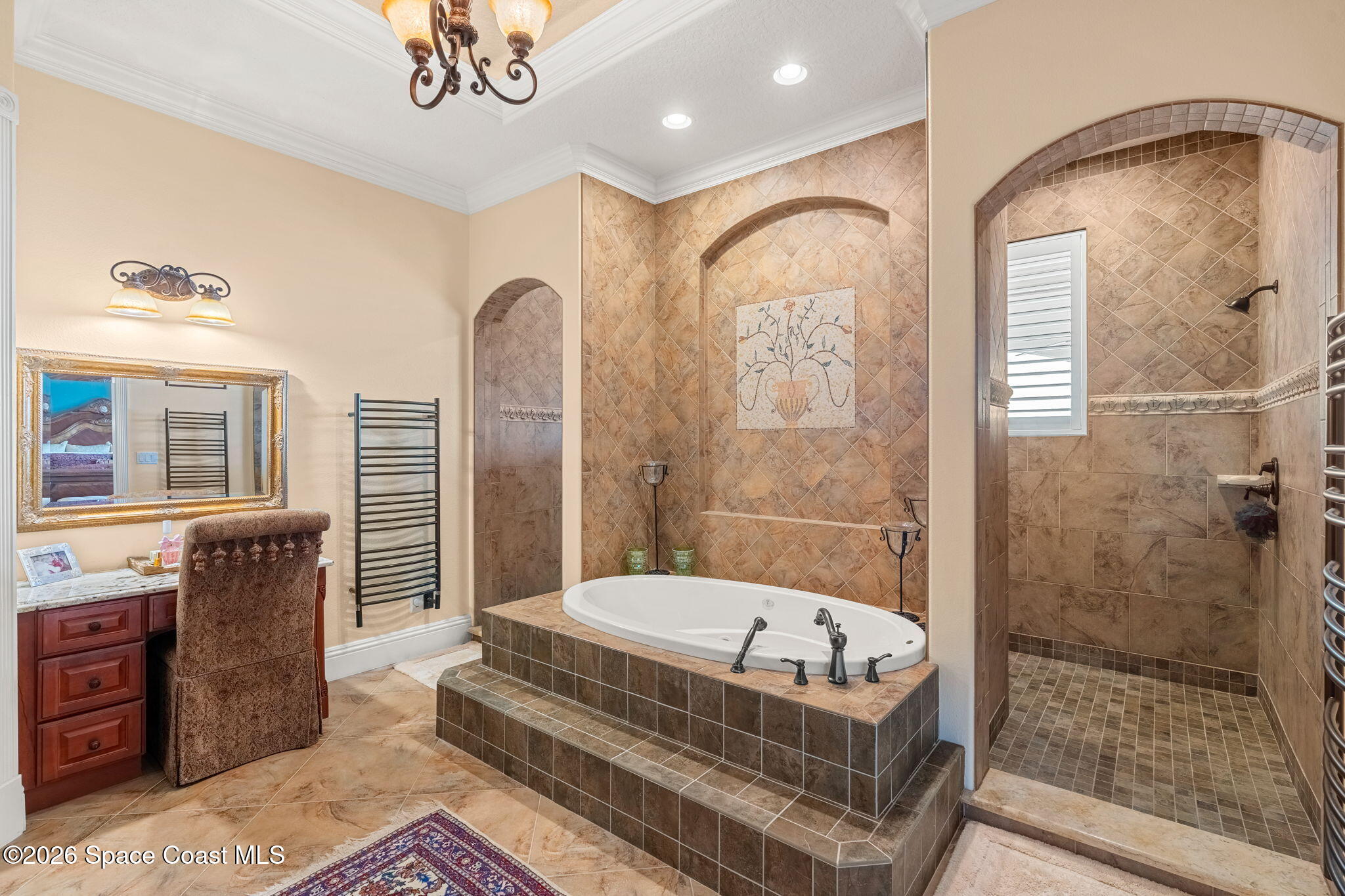 4760 Honeyridge Lane