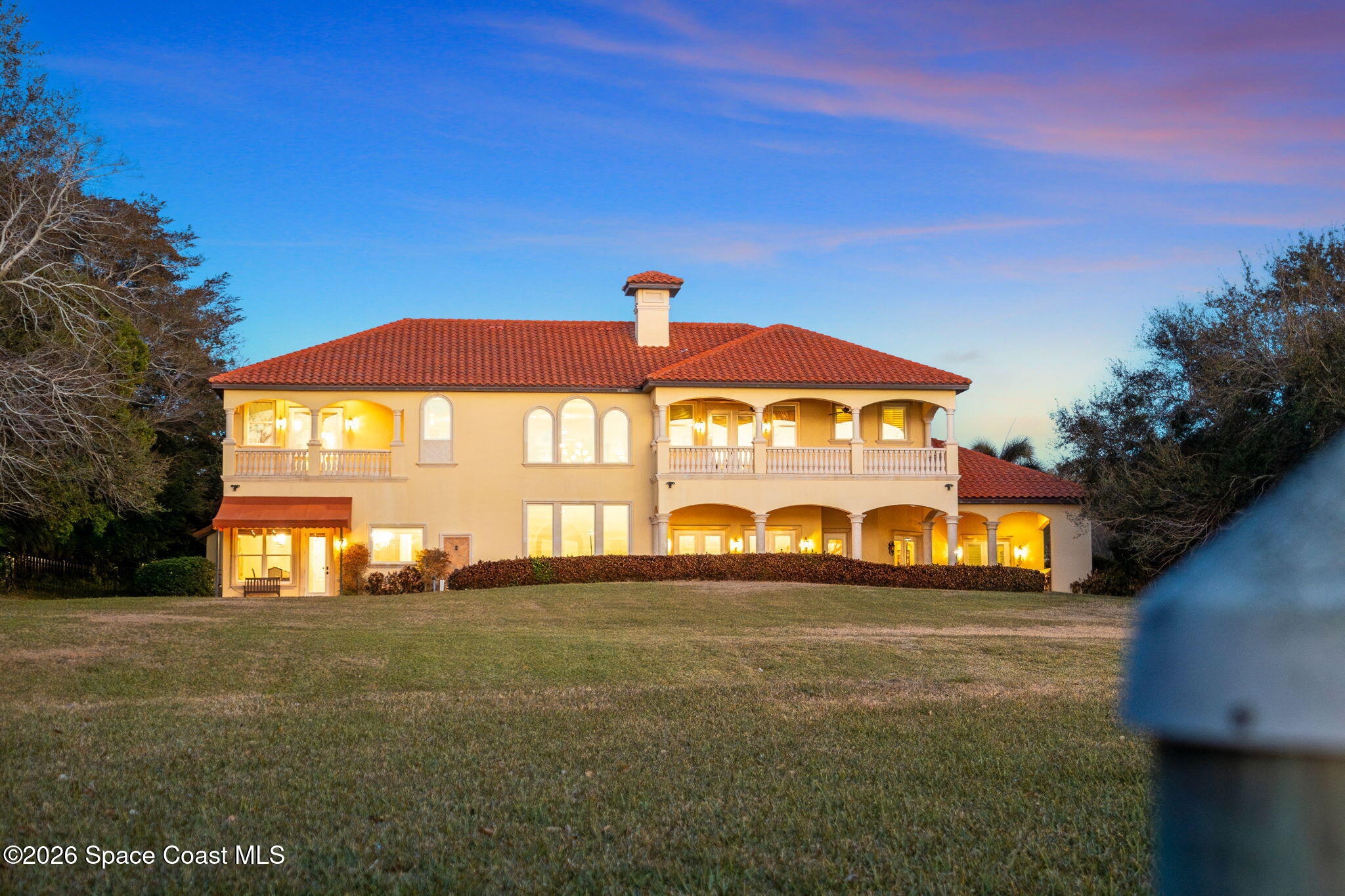 4760 Honeyridge Lane