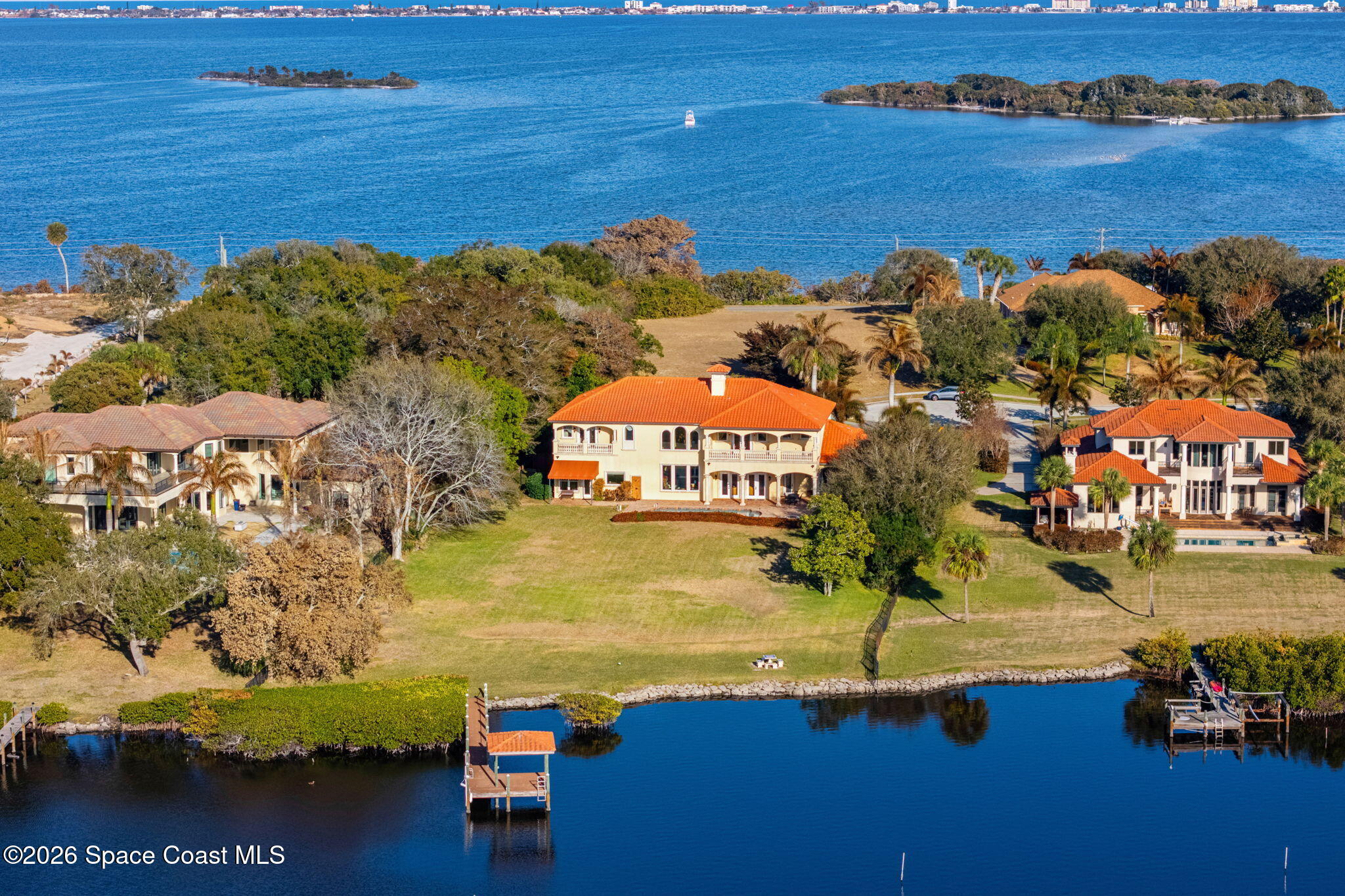 4760 Honeyridge Lane