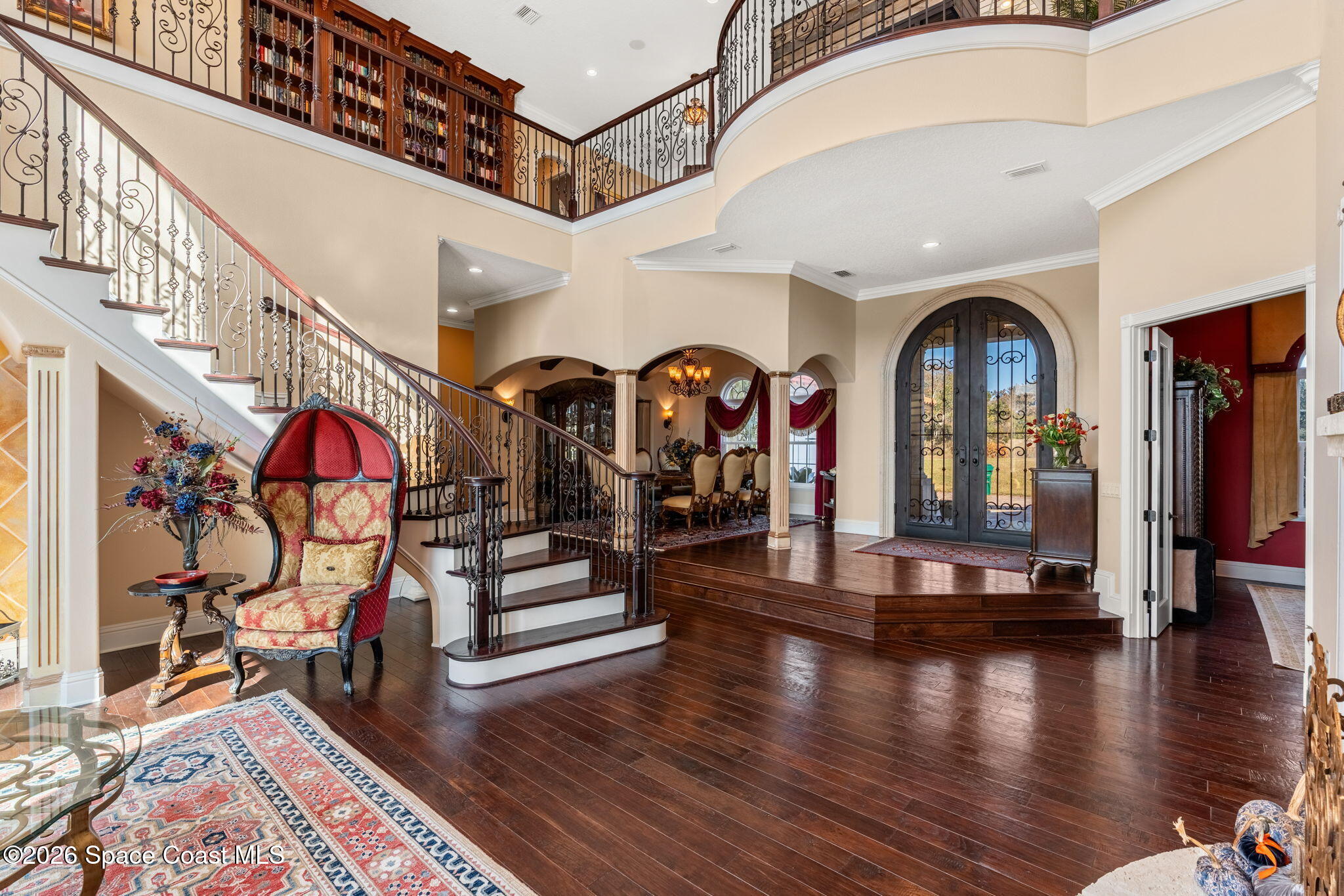 4760 Honeyridge Lane