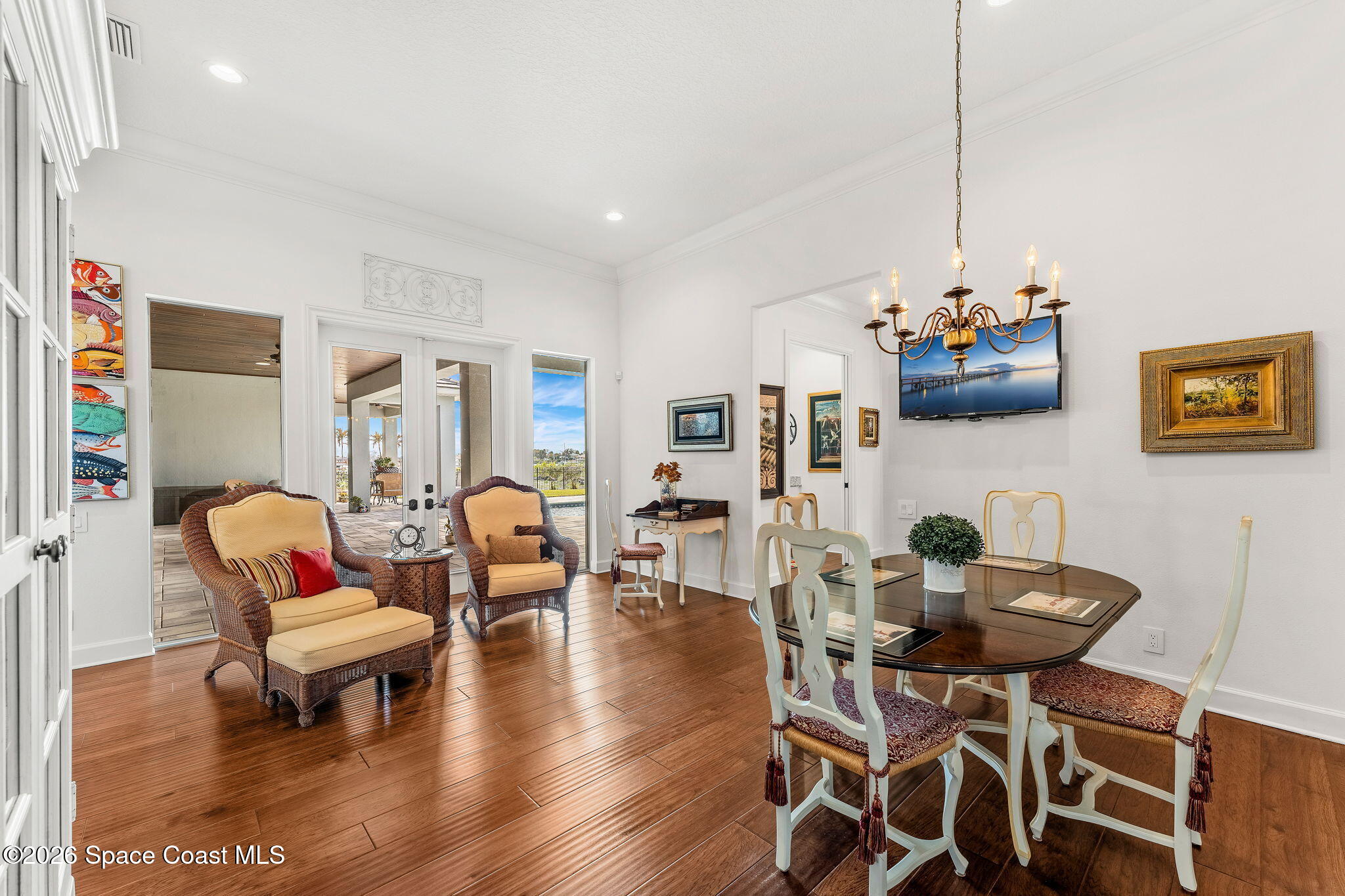 135 Lansing Island Drive