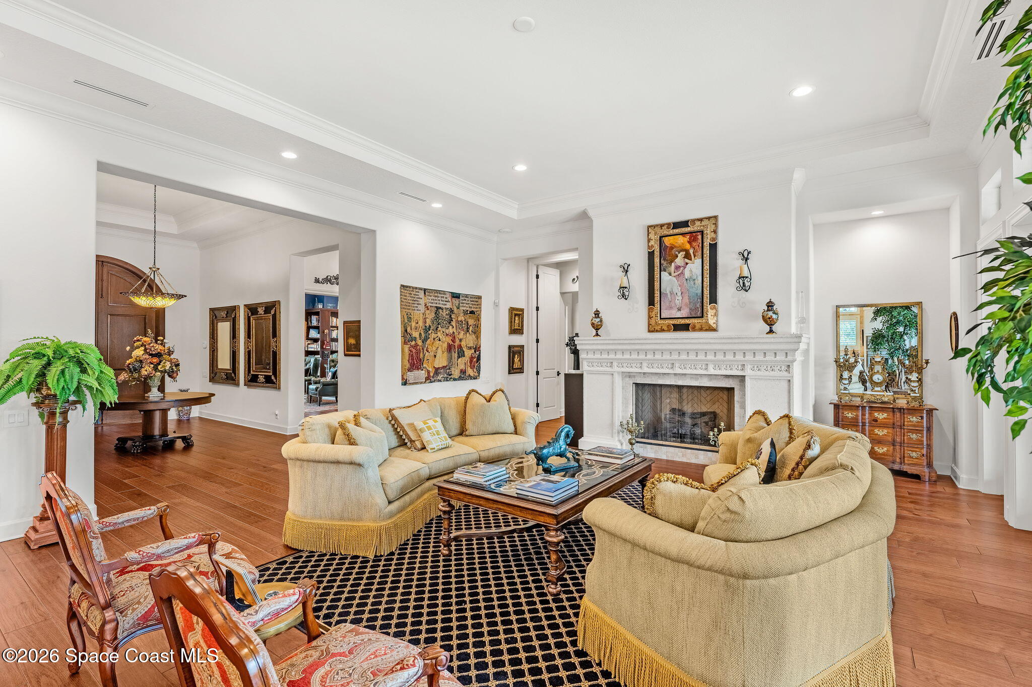 135 Lansing Island Drive