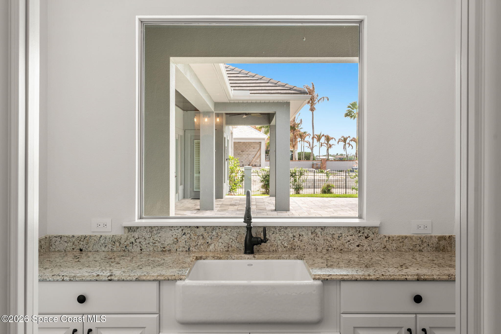 135 Lansing Island Drive