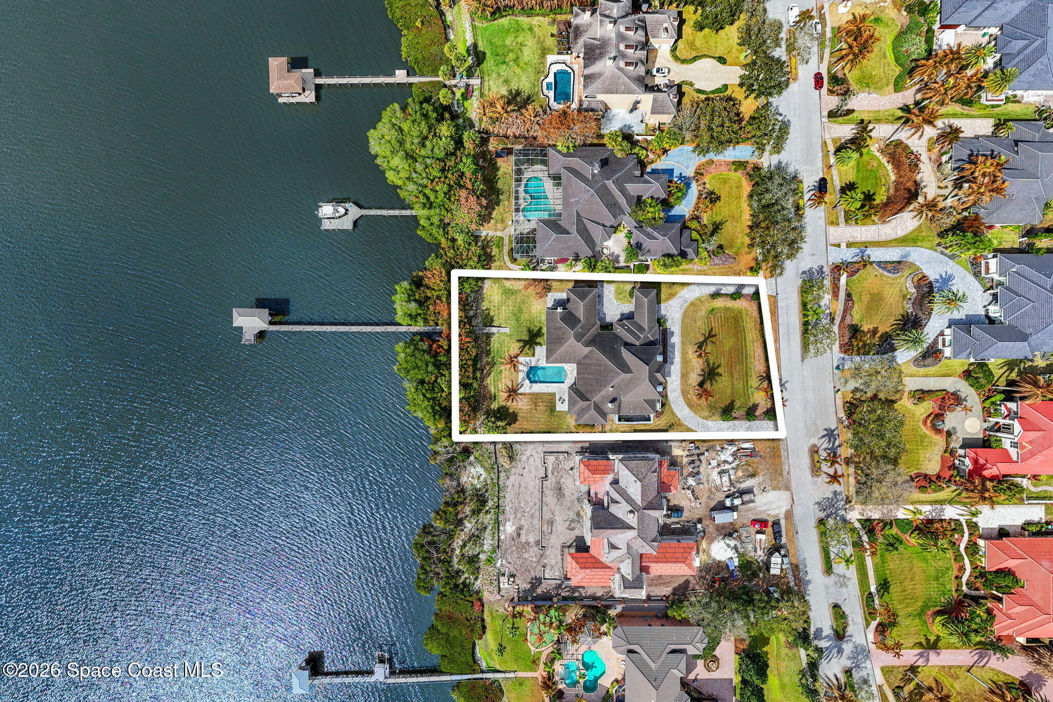 135 Lansing Island Drive