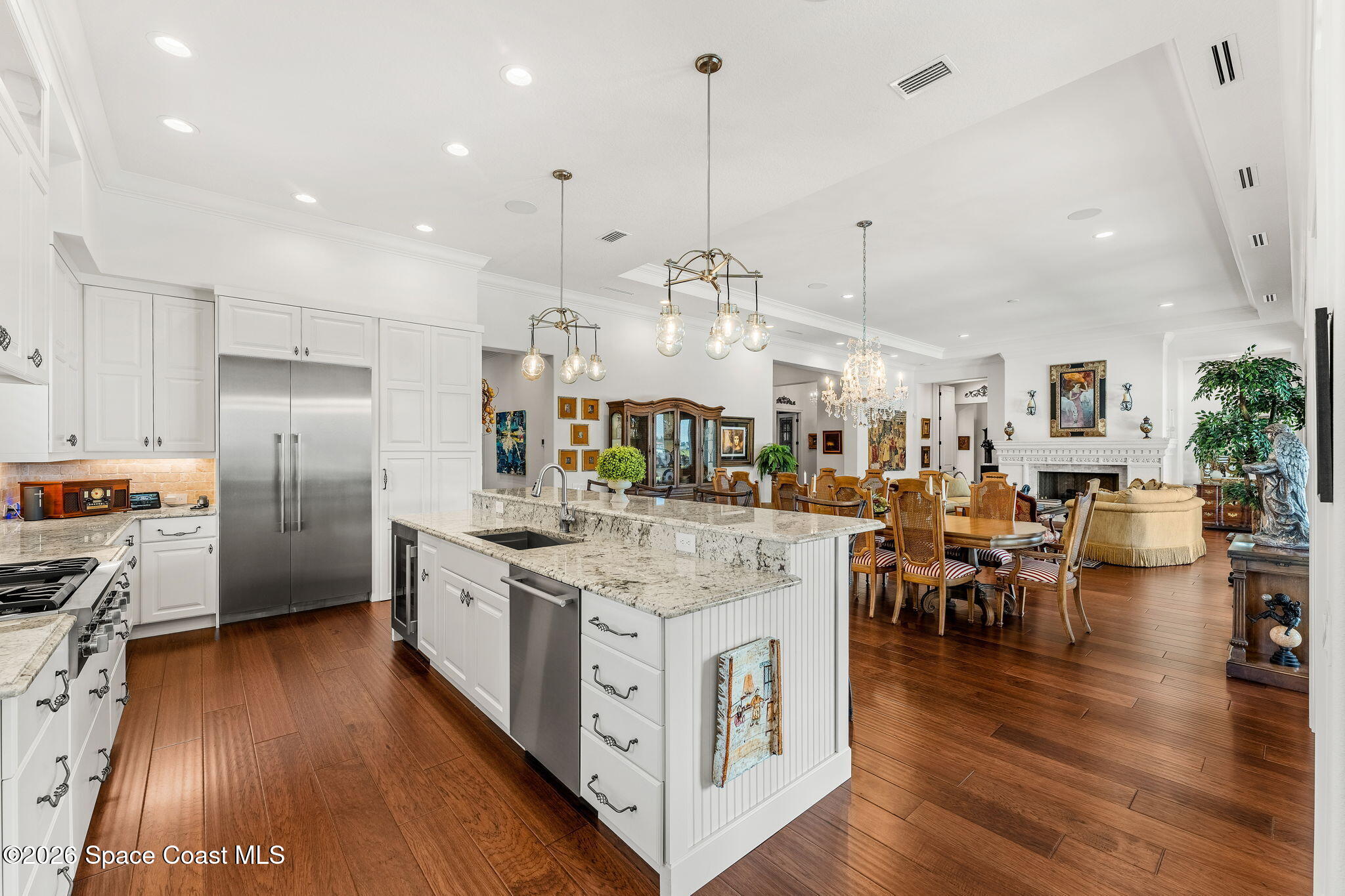 135 Lansing Island Drive