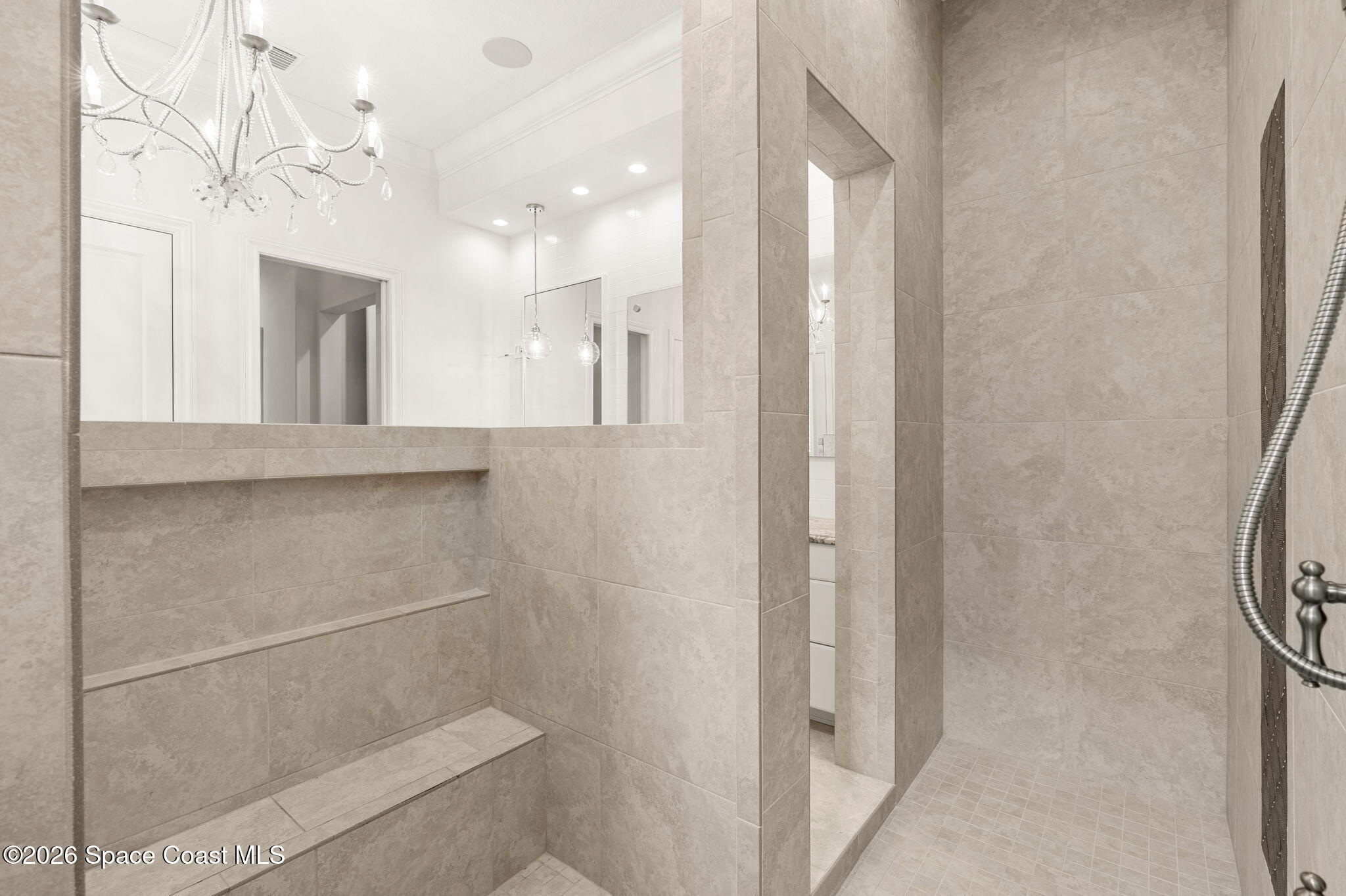 135 Lansing Island Drive