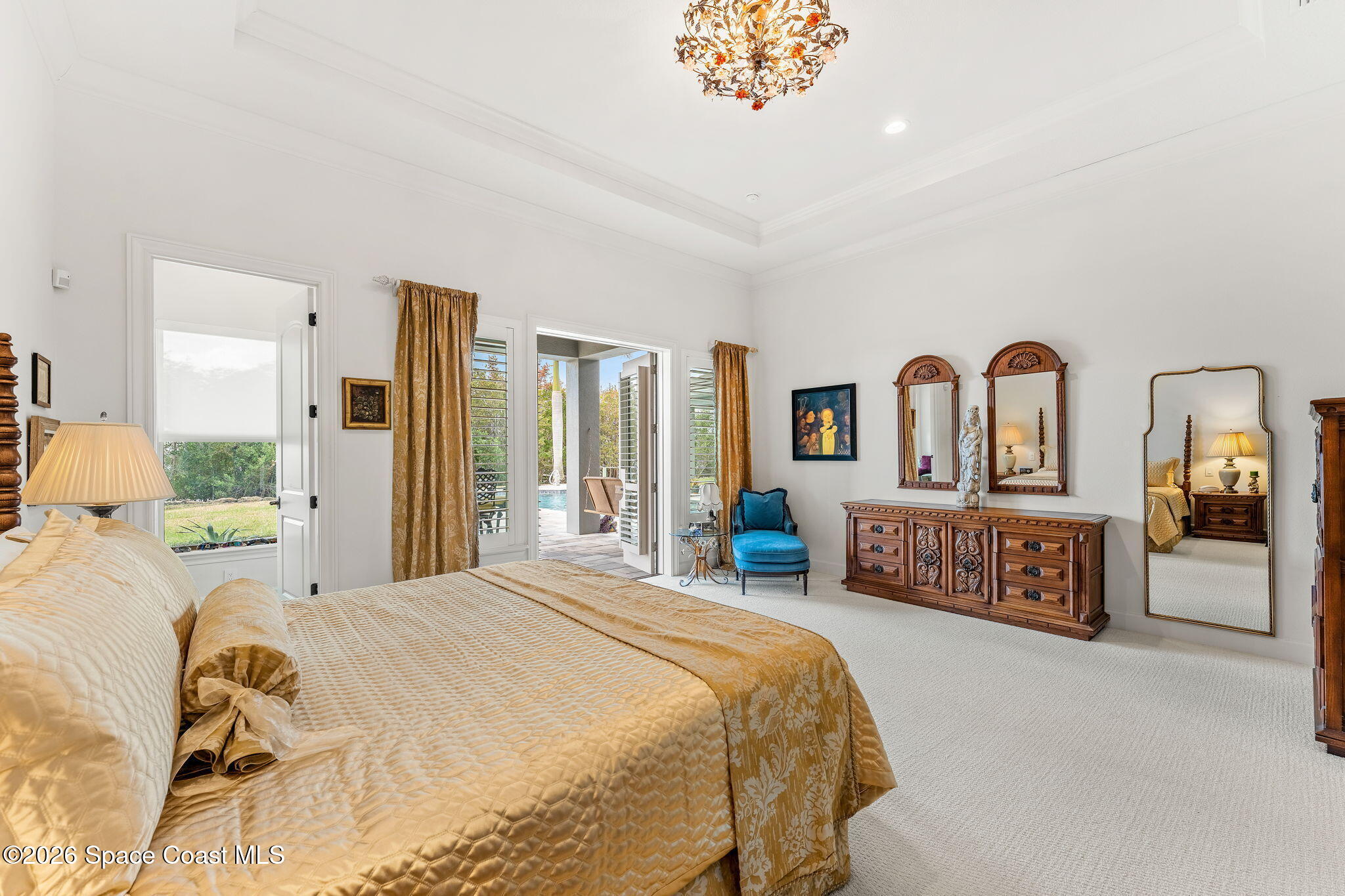 135 Lansing Island Drive