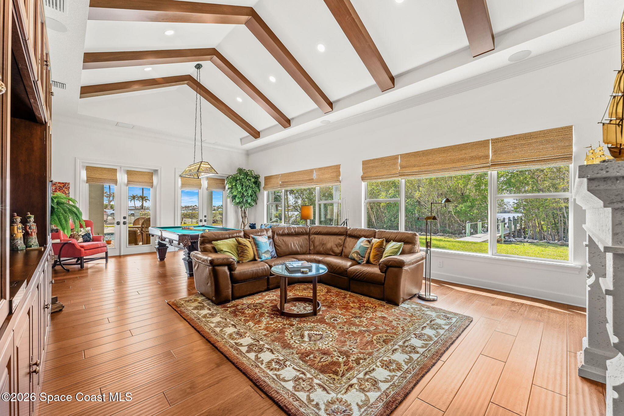 135 Lansing Island Drive