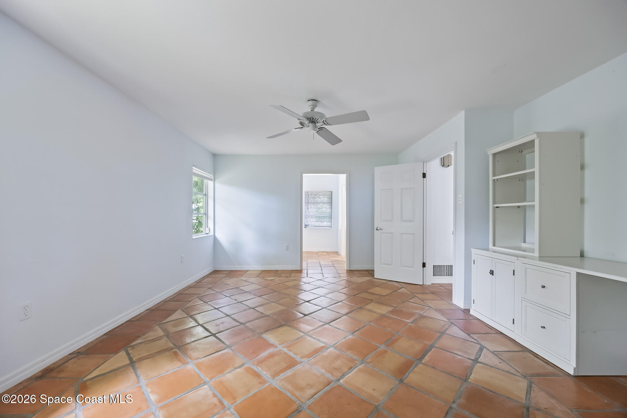 8690 S Tropical Trail