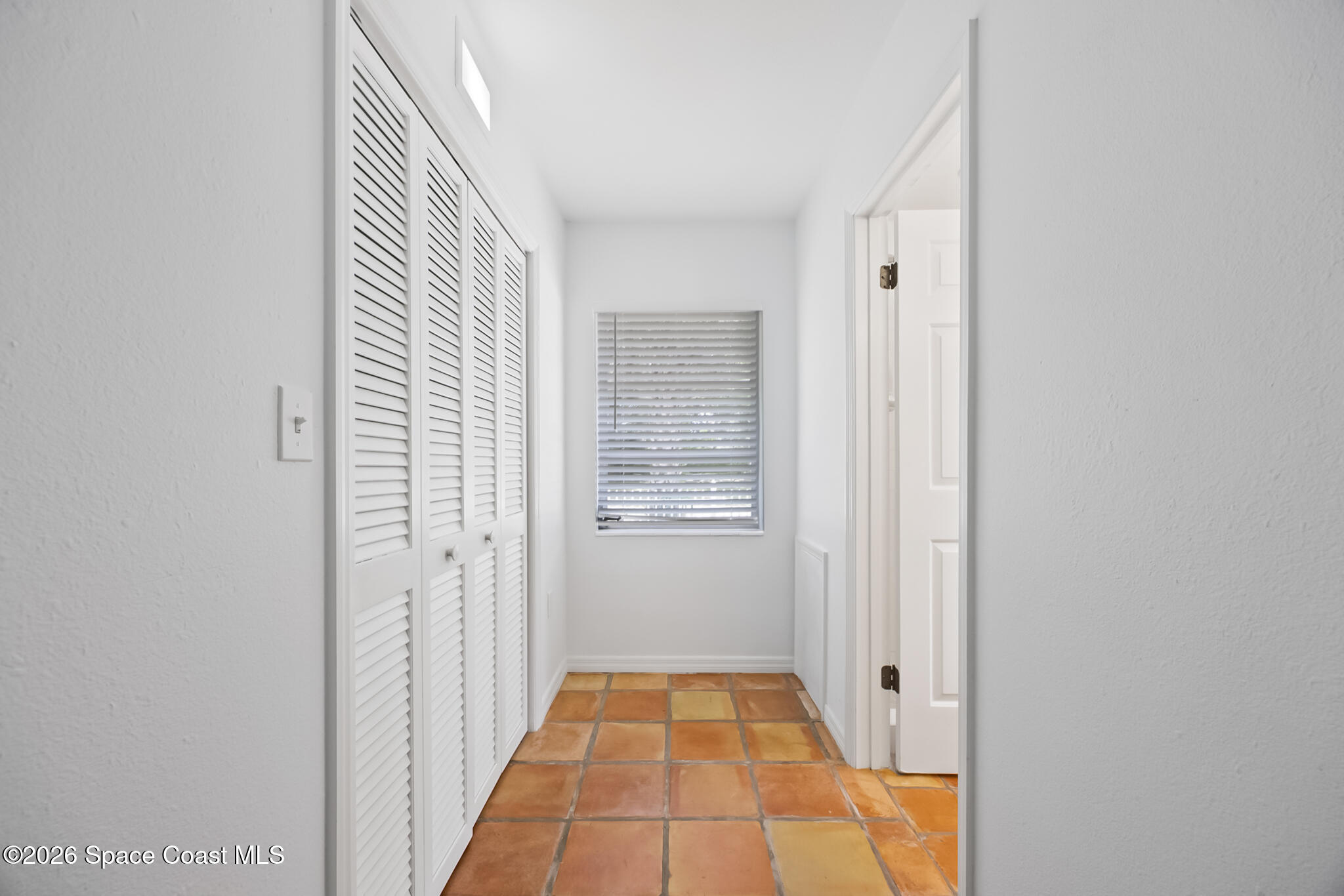 8690 S Tropical Trail