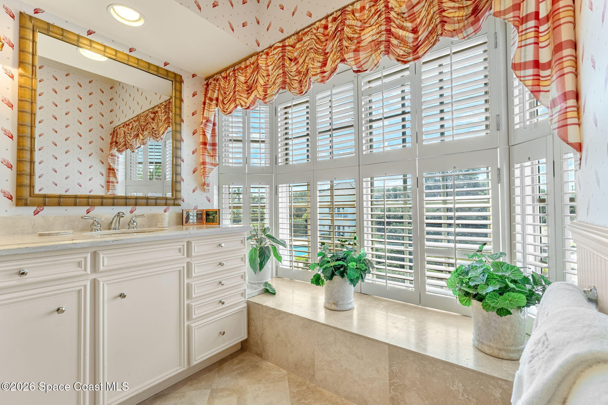 680 Ocean Road