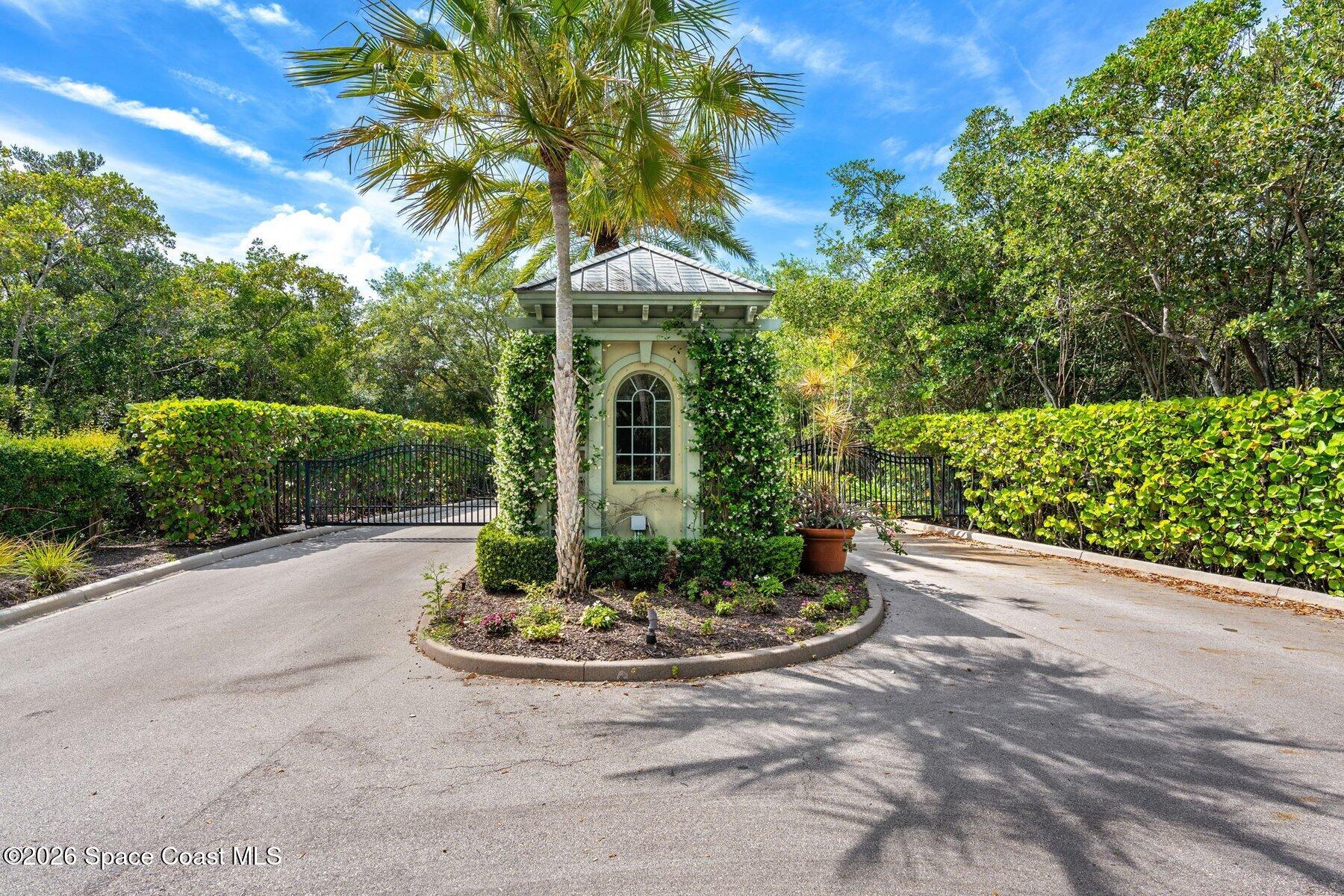 9200 E Marsh Island Drive