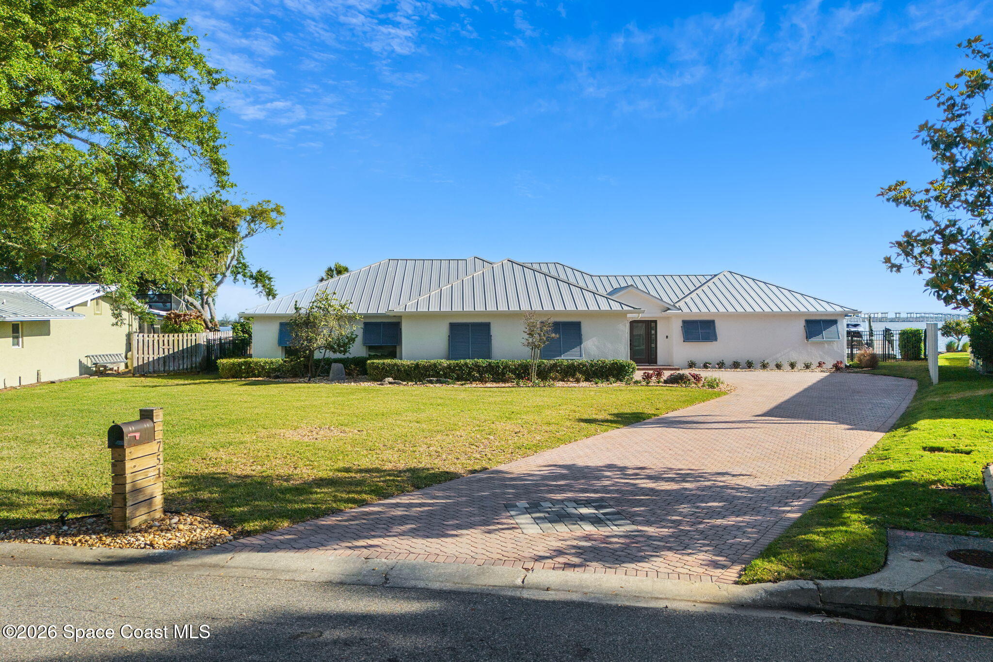 751 Oak Ridge Drive