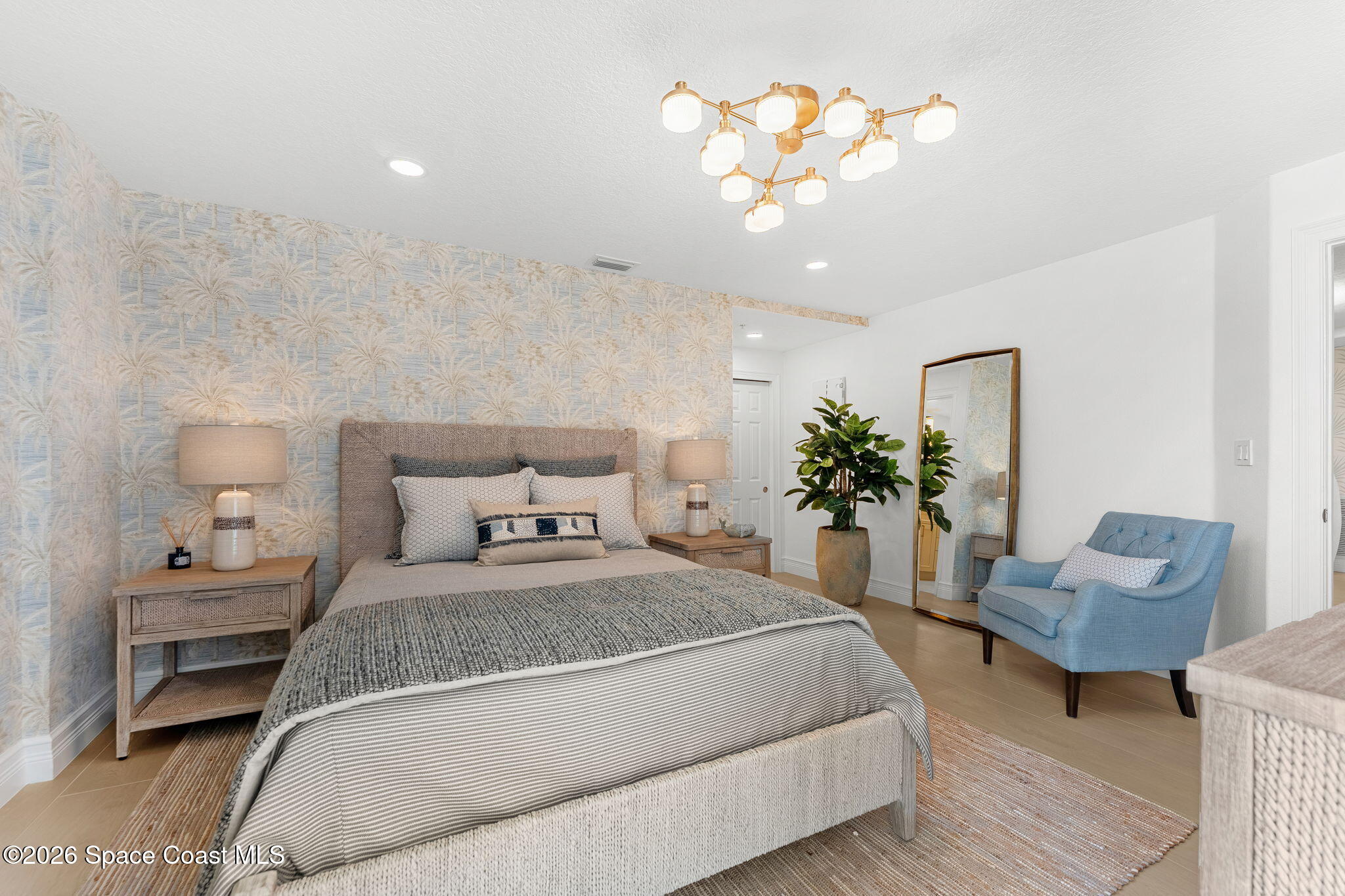 225 N Atlantic Avenue 603
