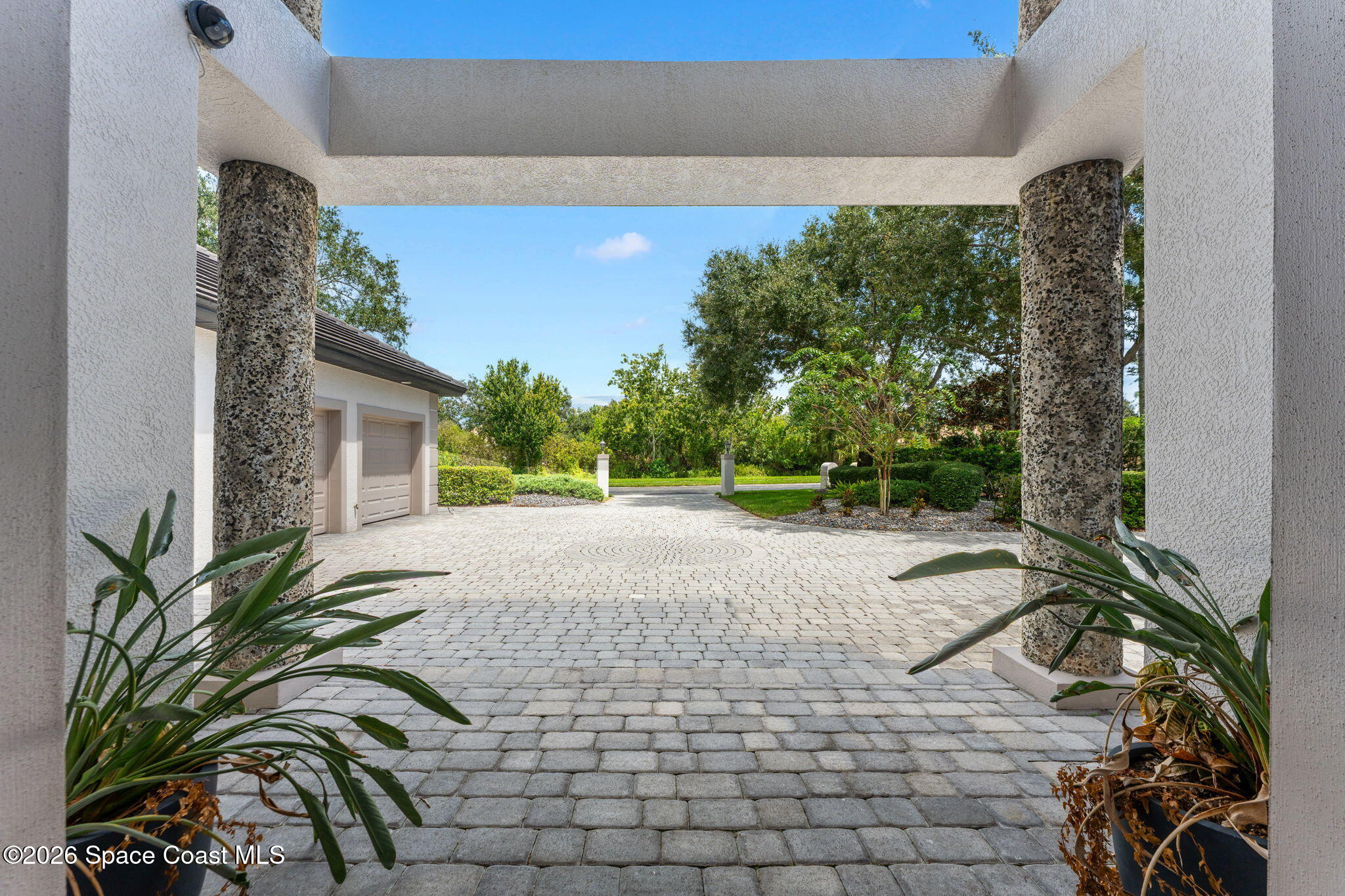 804 Chatsworth Drive