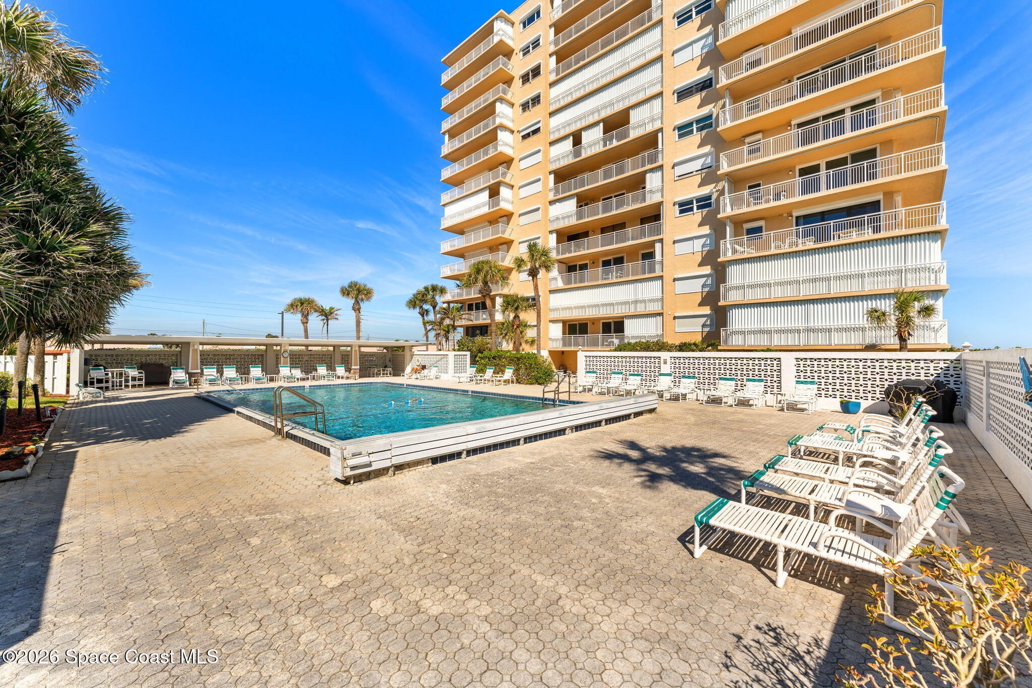 877 N Highway A1a 1002