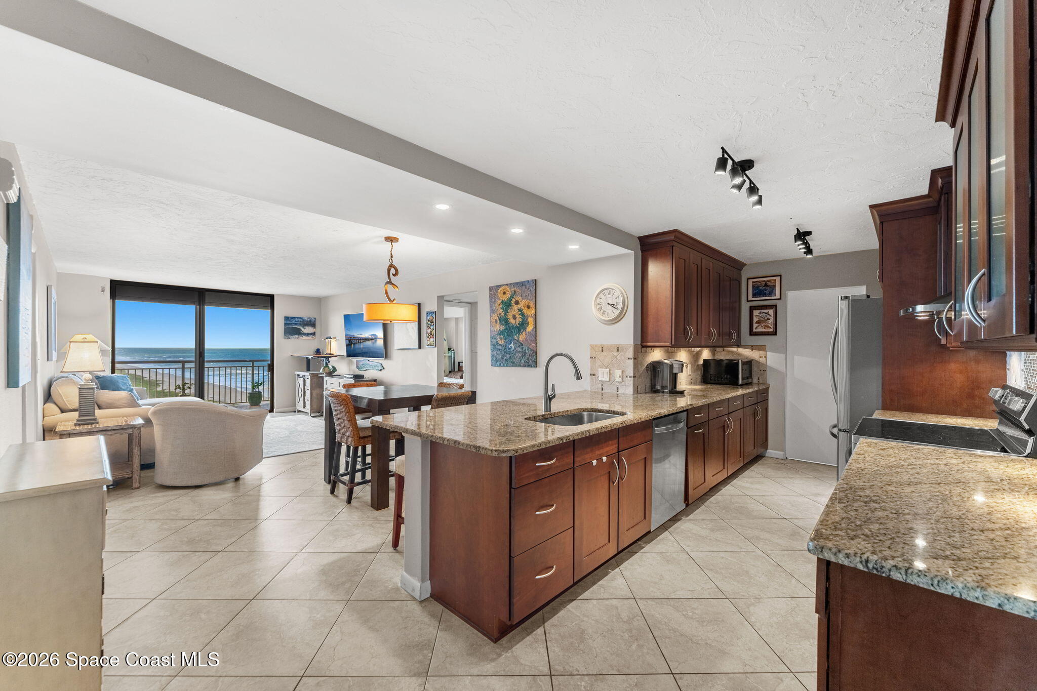 877 N Highway A1a 1002