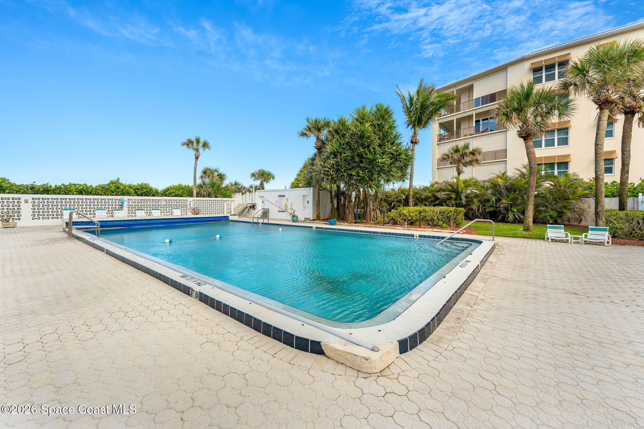 877 N Highway A1a 1002