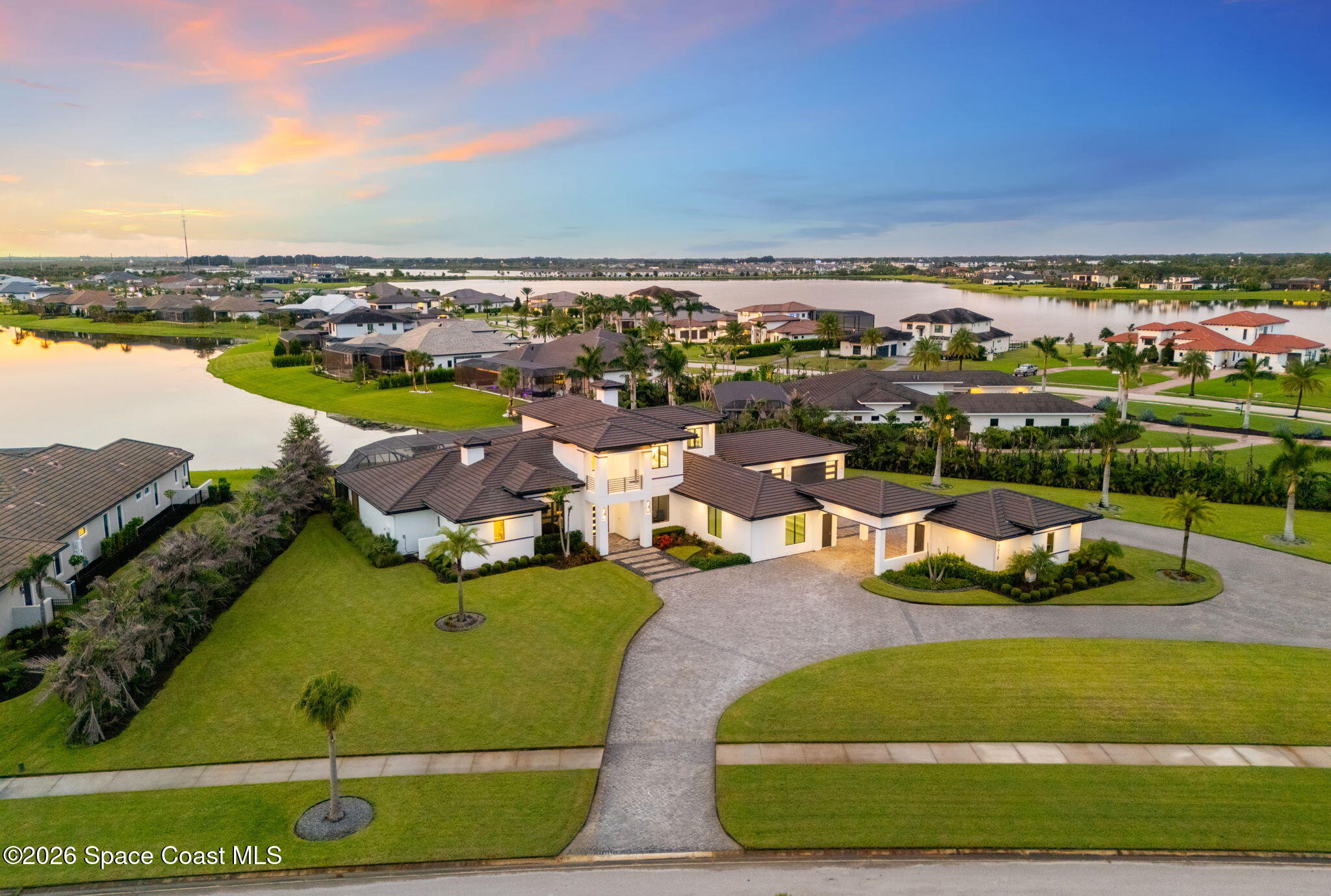 3618 Lake Adelaide Place