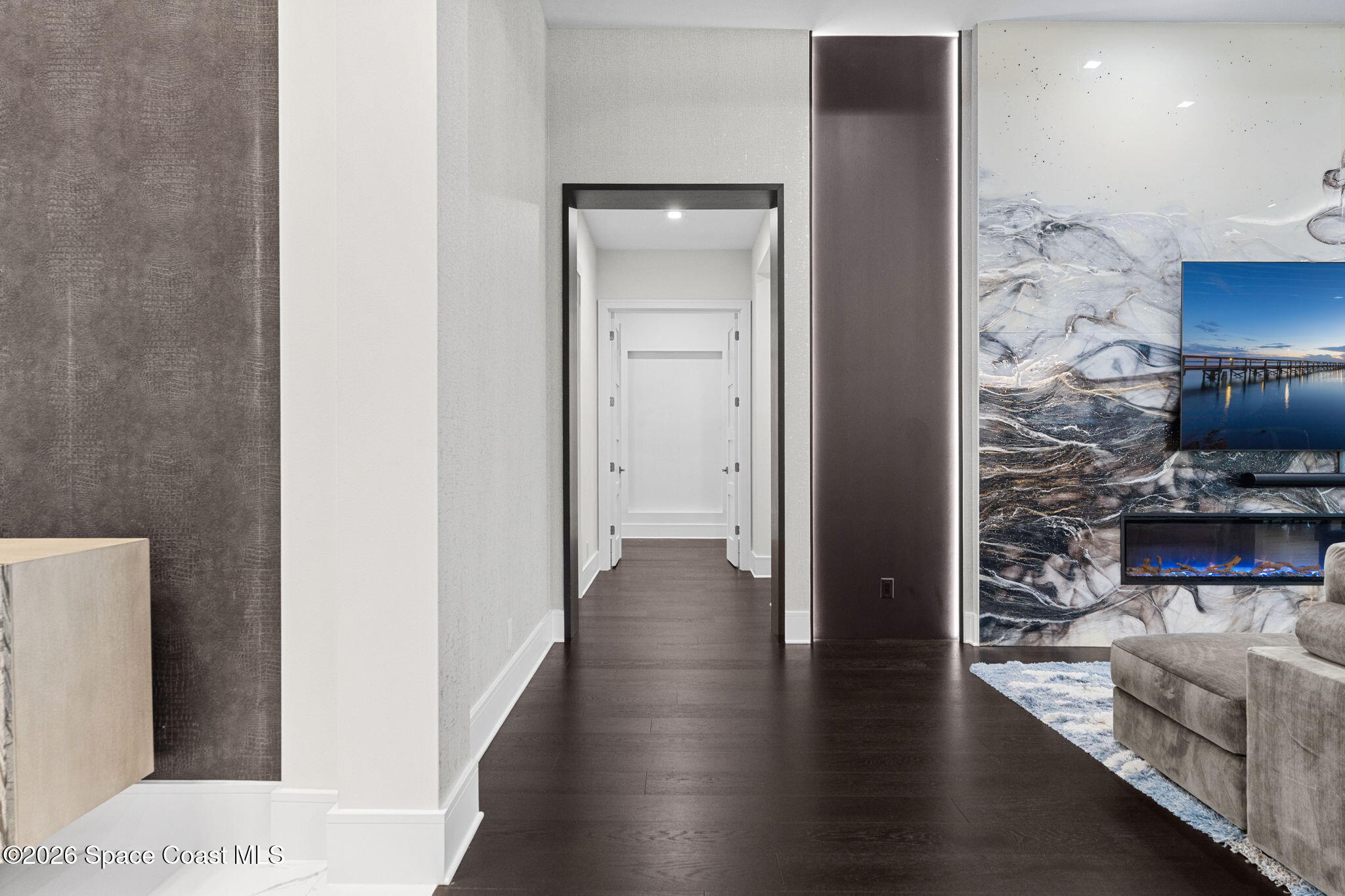 3618 Lake Adelaide Place