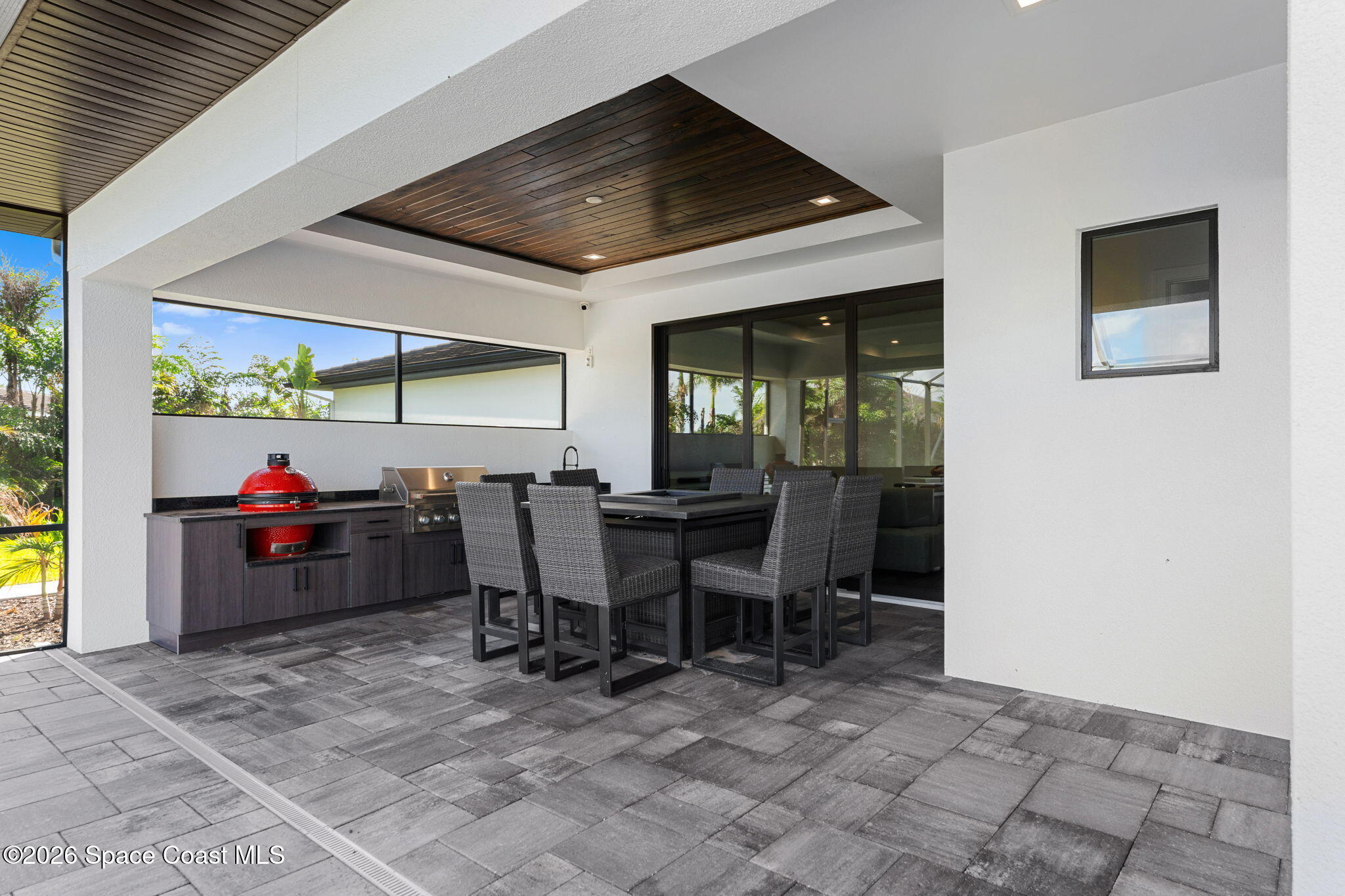 3618 Lake Adelaide Place