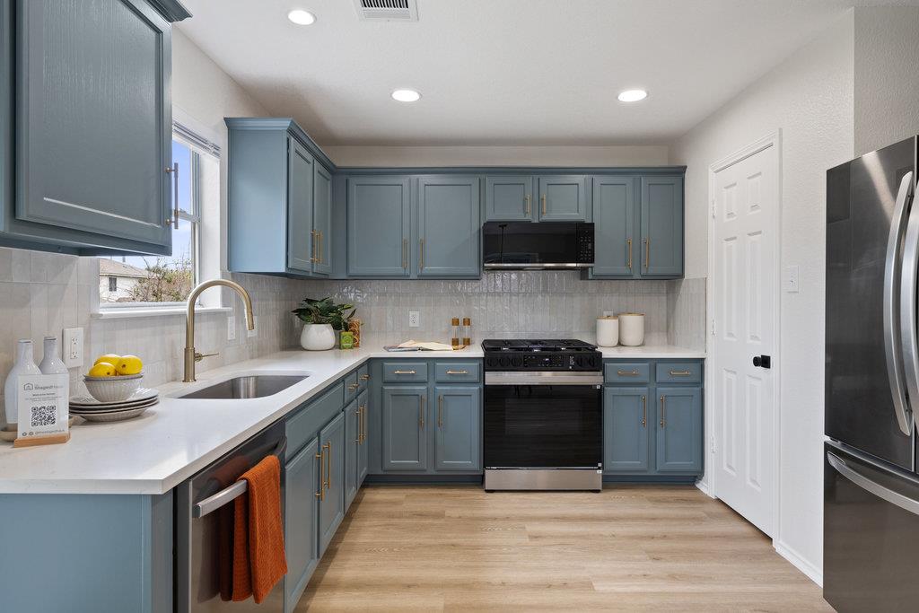 1305 Tudor House Rd | Updated & Move-In Ready