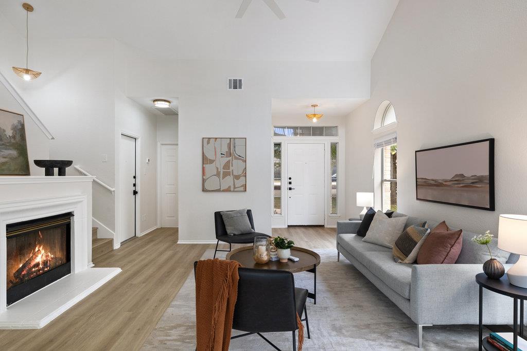 1305 Tudor House Rd | Updated & Move-In Ready