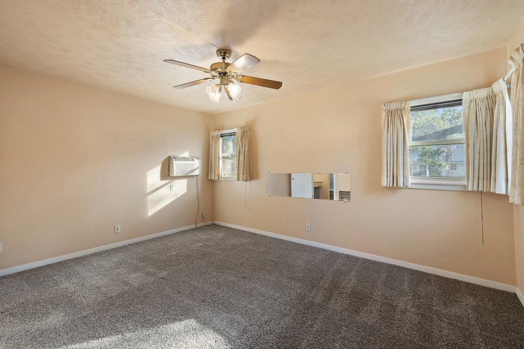 2004 Griswold Lane | Tarrytown