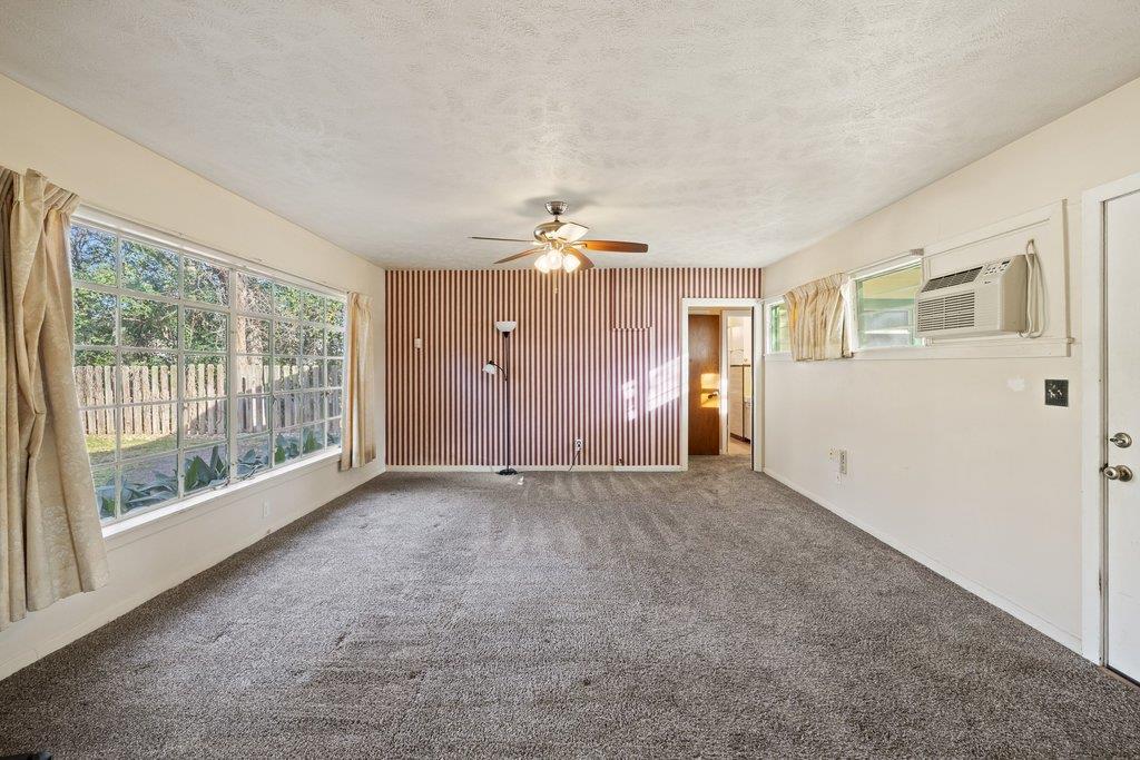 2004 Griswold Lane | Tarrytown