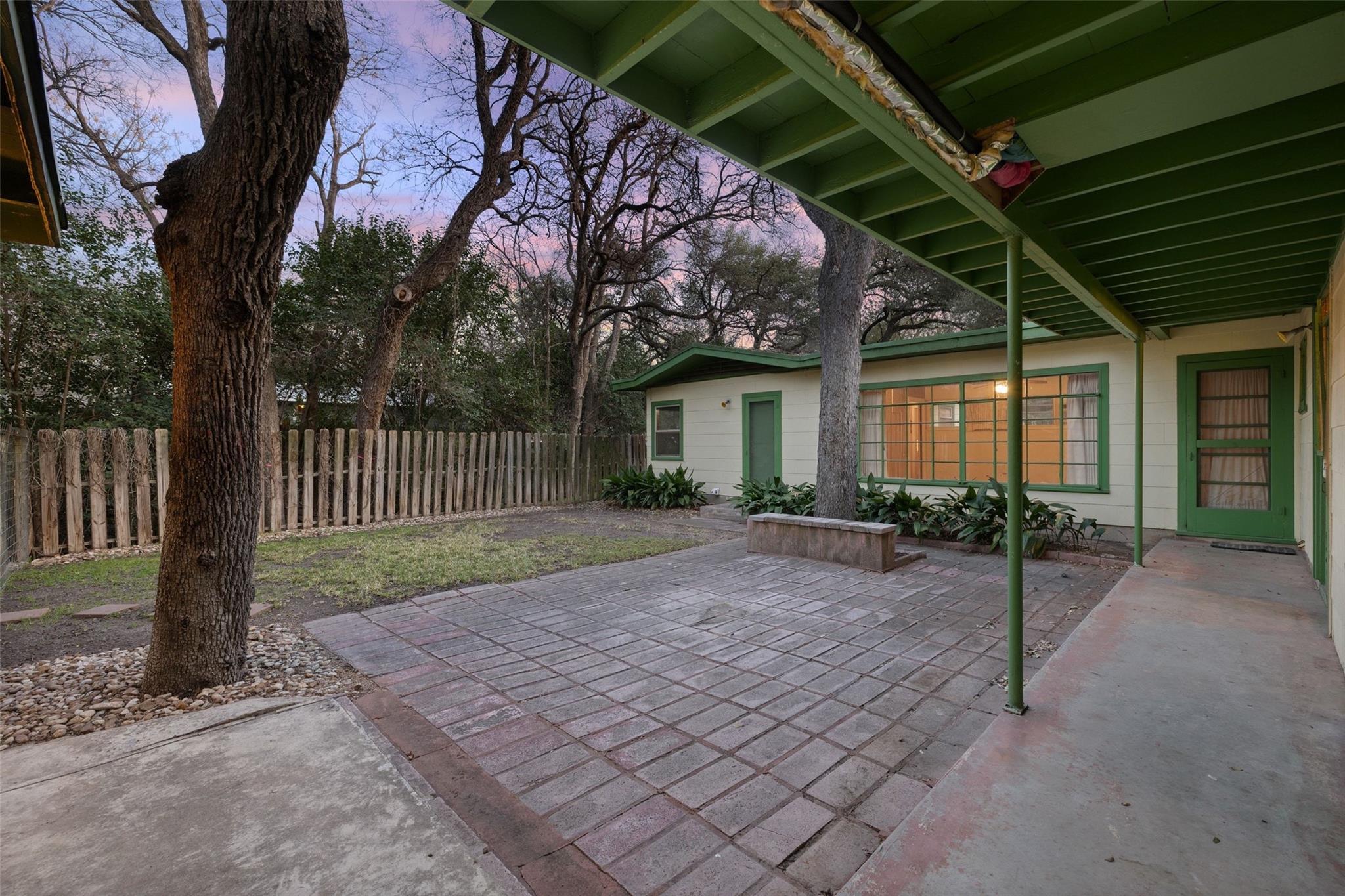 2004 Griswold Lane | Tarrytown