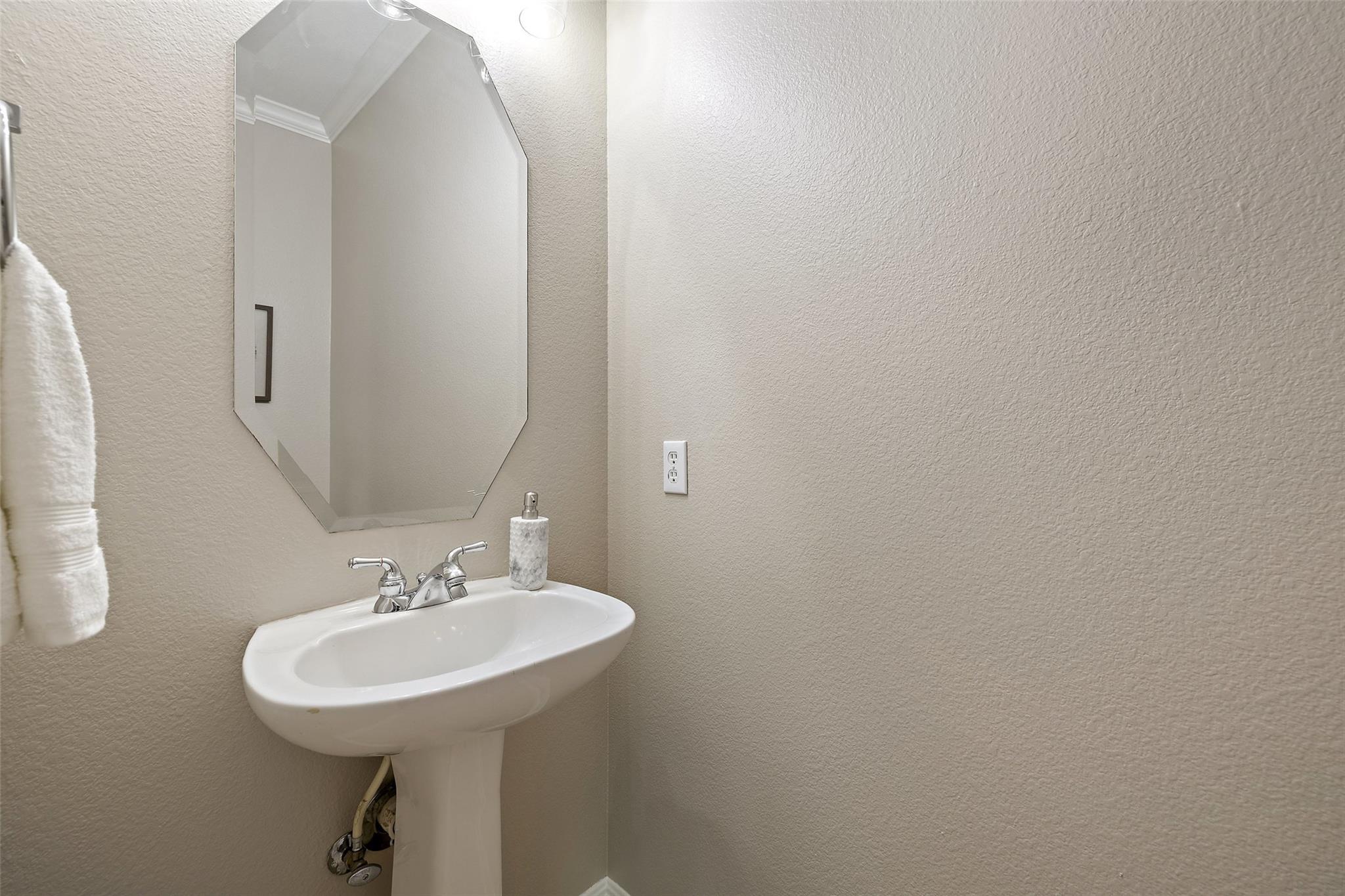 11121 Sandstone TRL for Lease