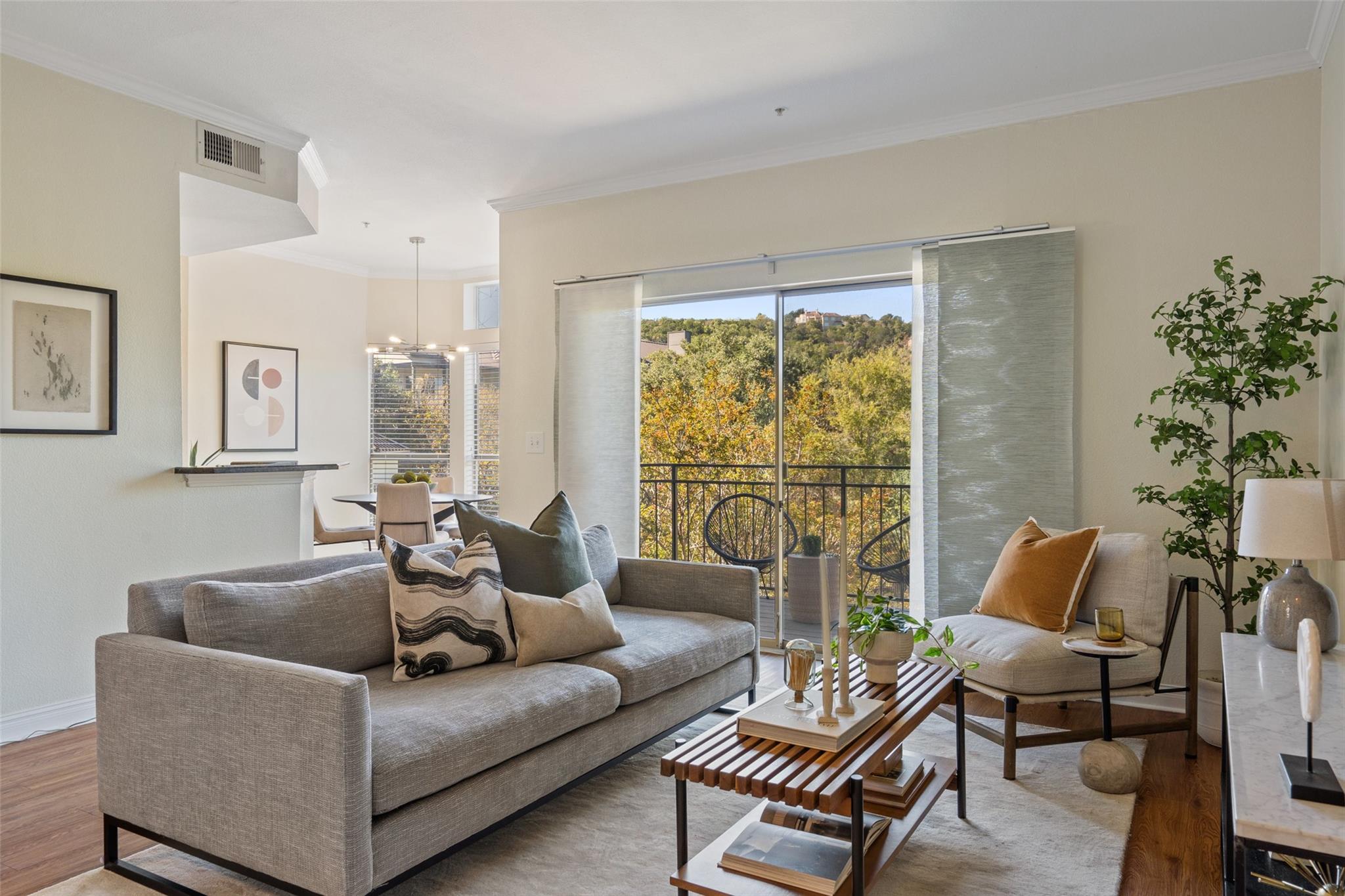6000 Shepherd Mountain CV # 804