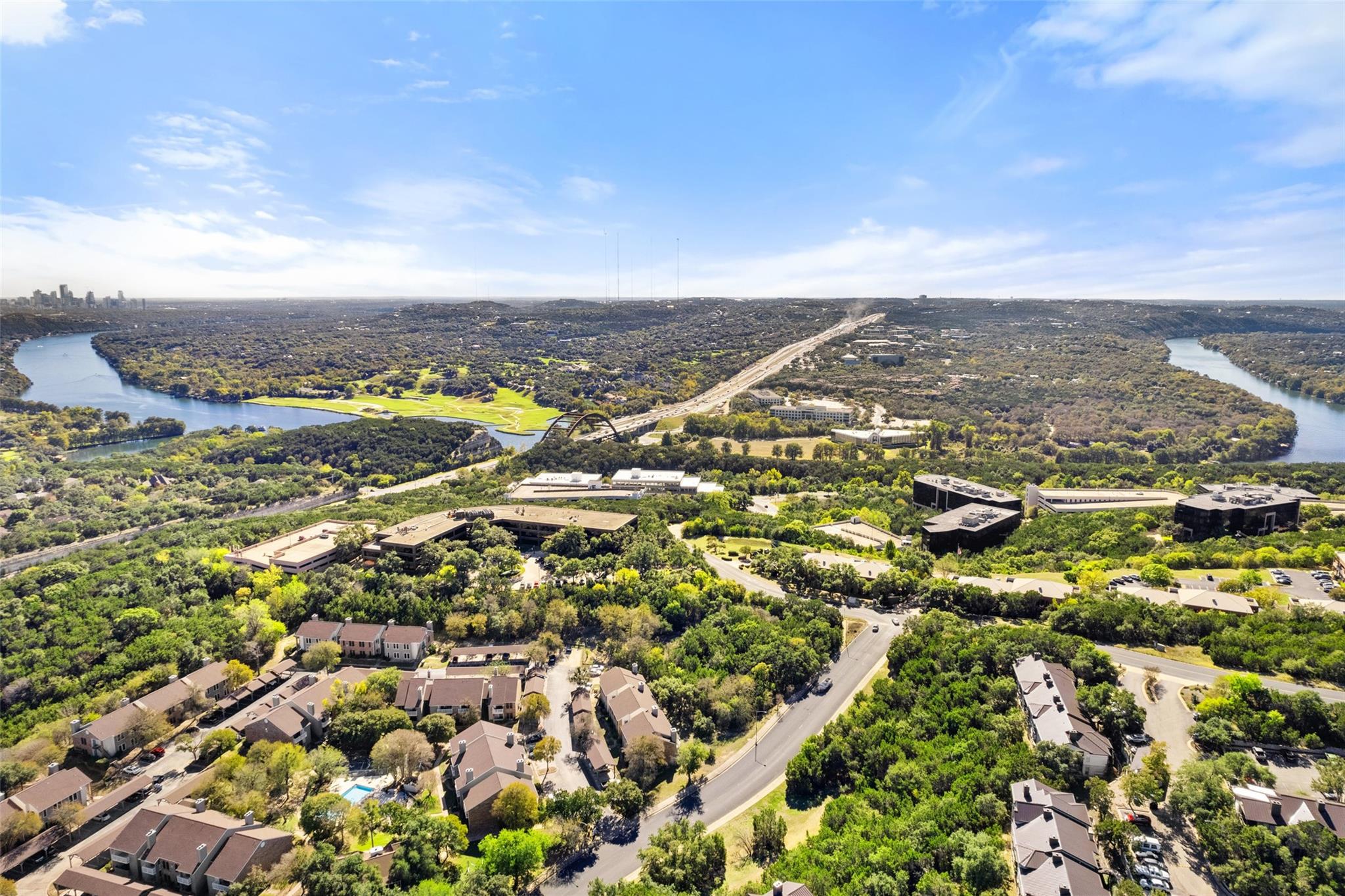 6000 Shepherd Mountain CV # 804