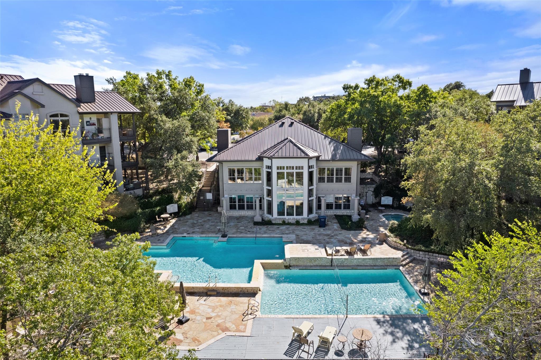 6000 Shepherd Mountain CV # 804