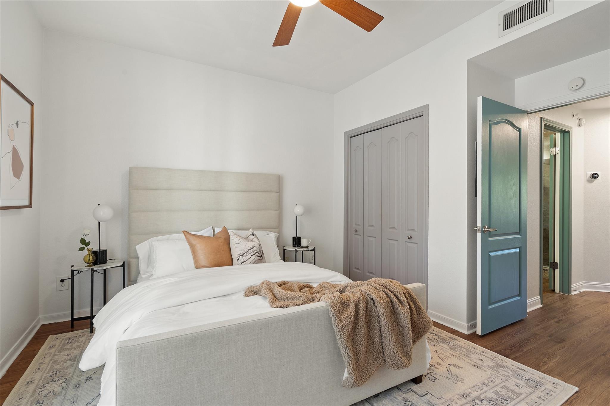 6000 Shepherd Mountain CV # 804
