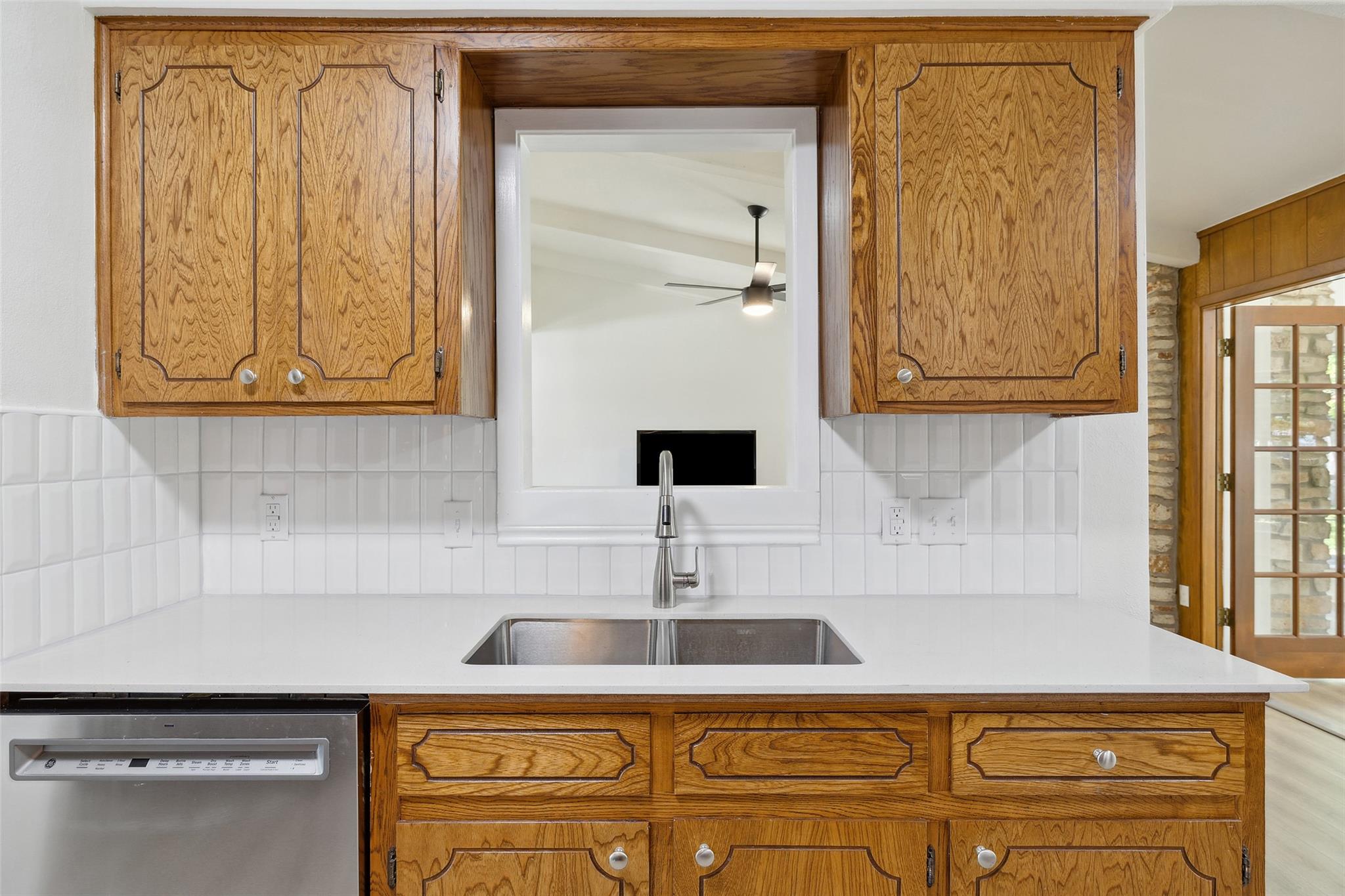 106 Live Oak Drive Georgetown TX - Home for Sale $375,000
