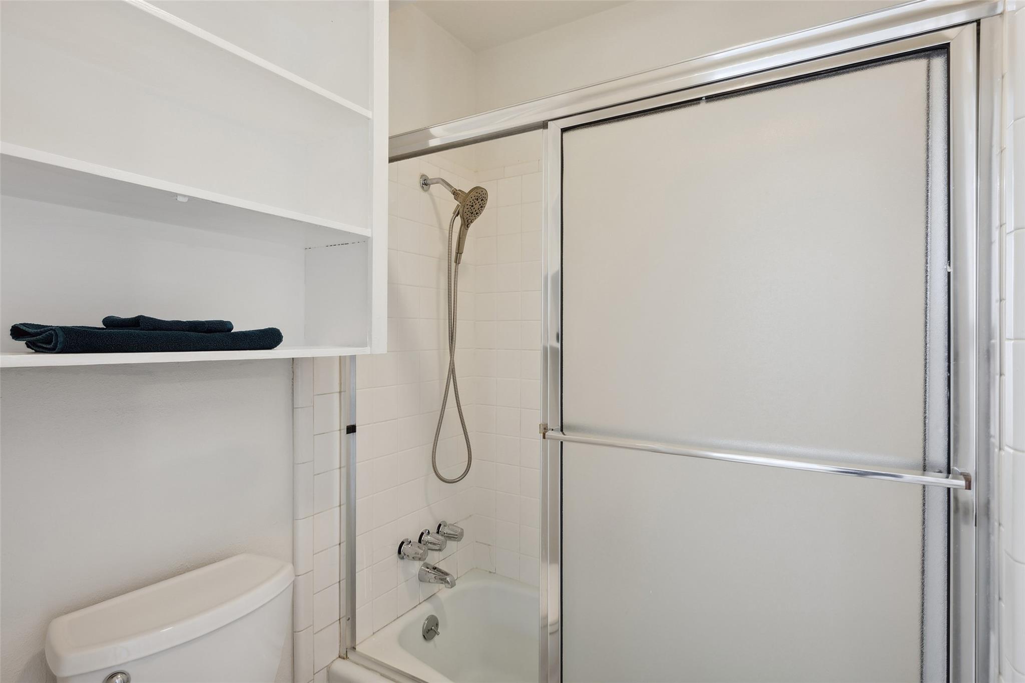 106 Live Oak Drive Georgetown TX - Home for Sale $375,000