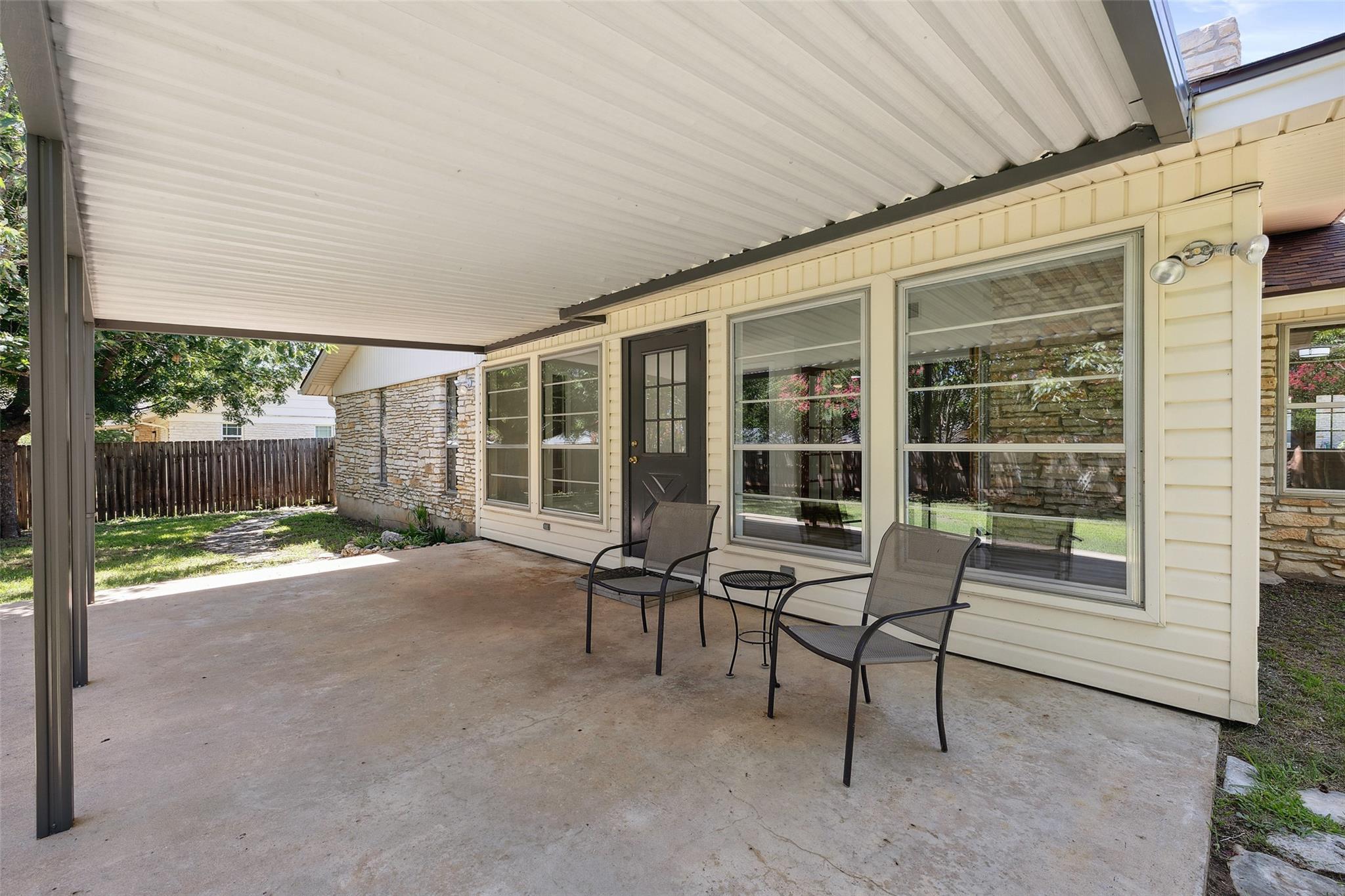 106 Live Oak Drive Georgetown TX - Home for Sale $375,000