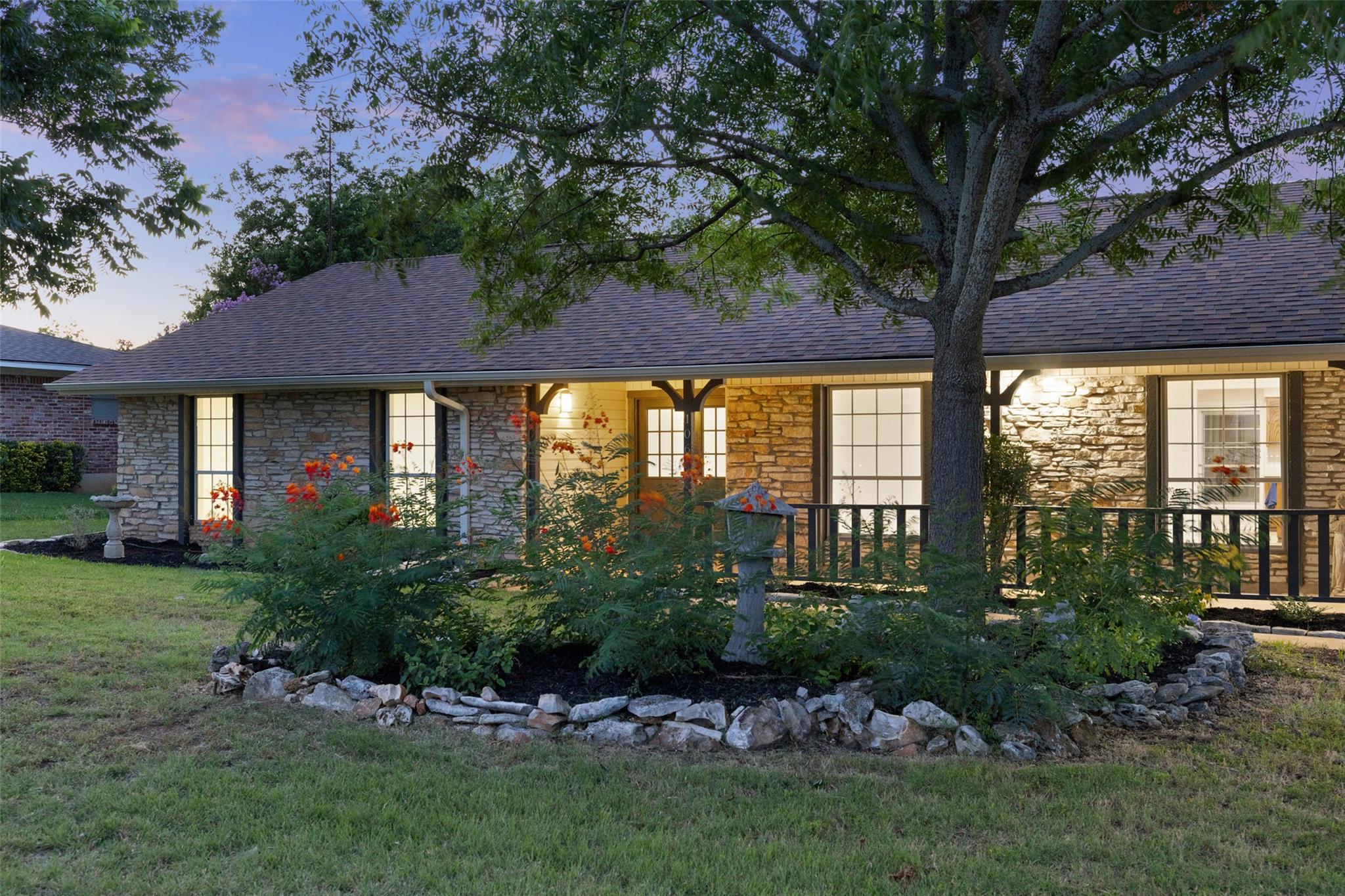 106 Live Oak Drive Georgetown TX - Home for Sale $375,000