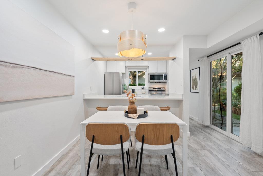 6910 Hart LN # 706, Austin Unit: 706