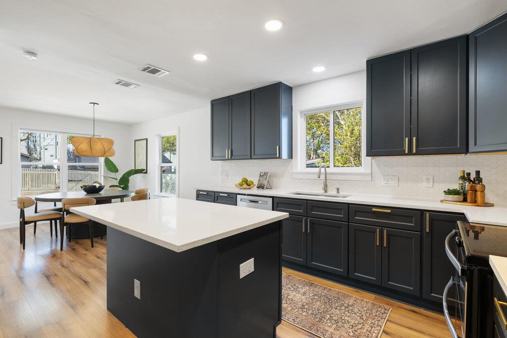   1505 Summit St | Updated Elmhurst Ranch Minutes from Downtown Austin