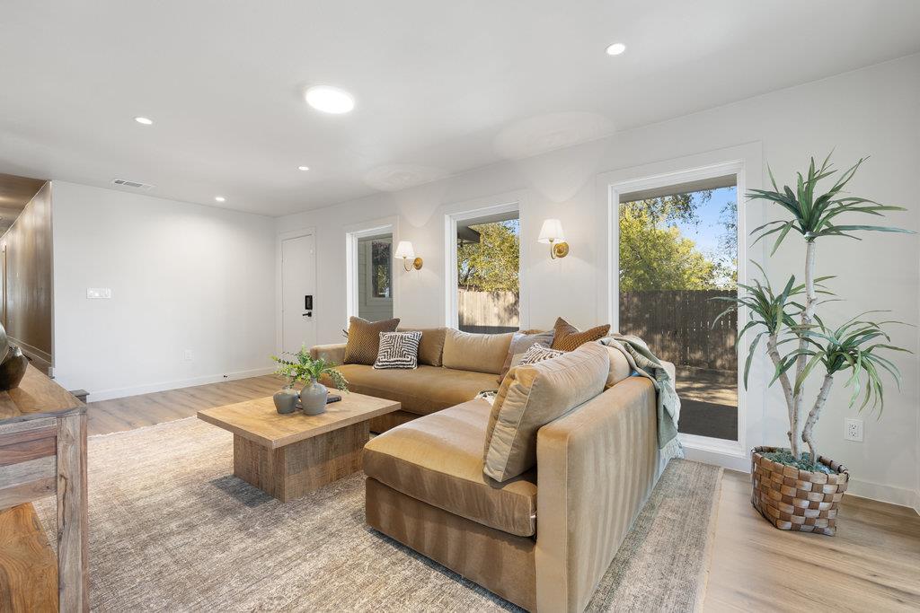   1505 Summit St | Updated Elmhurst Ranch Minutes from Downtown Austin