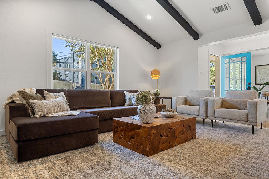   1505 Summit St | Updated Elmhurst Ranch Minutes from Downtown Austin